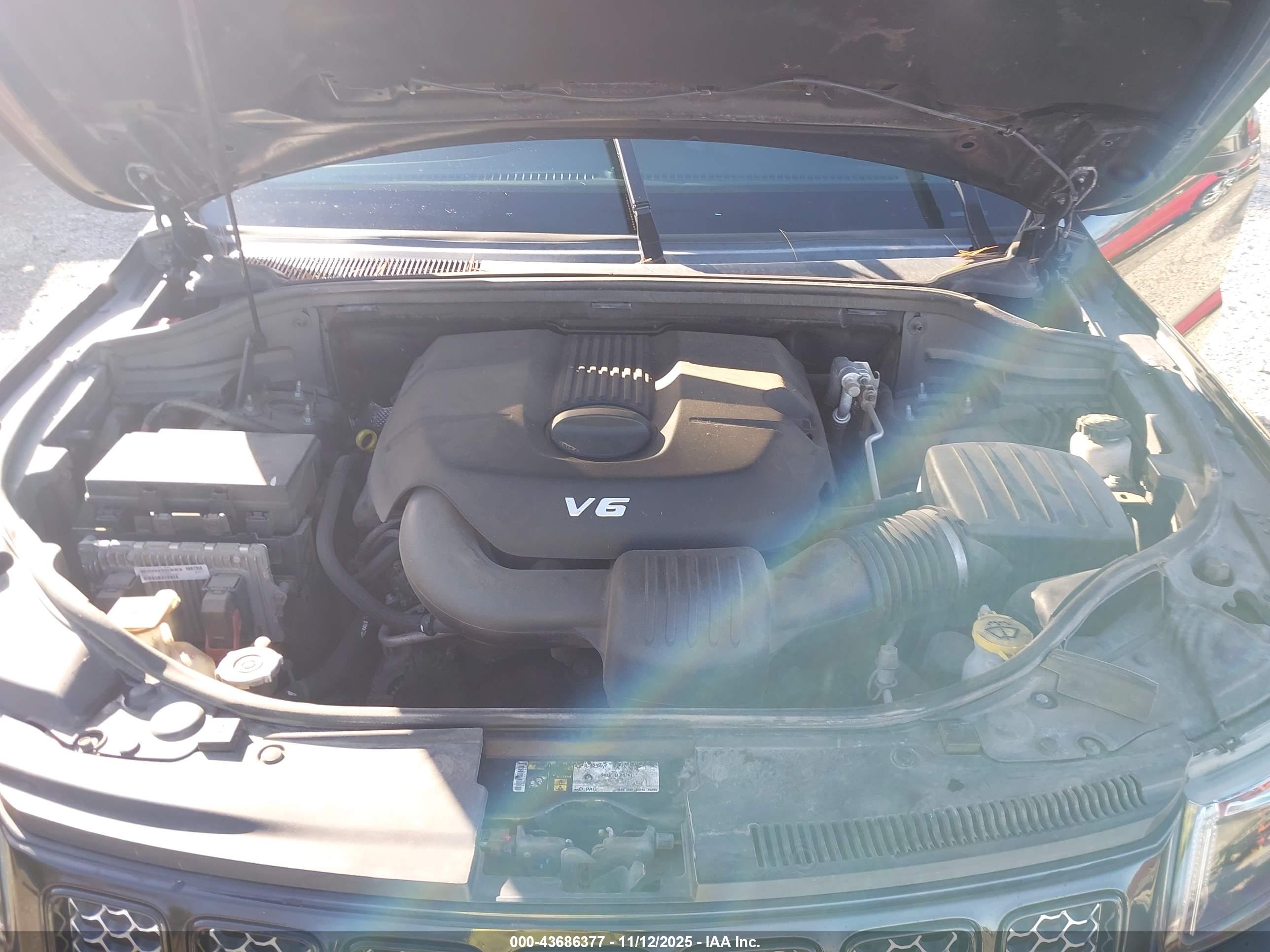 JEEP GRAND image 10