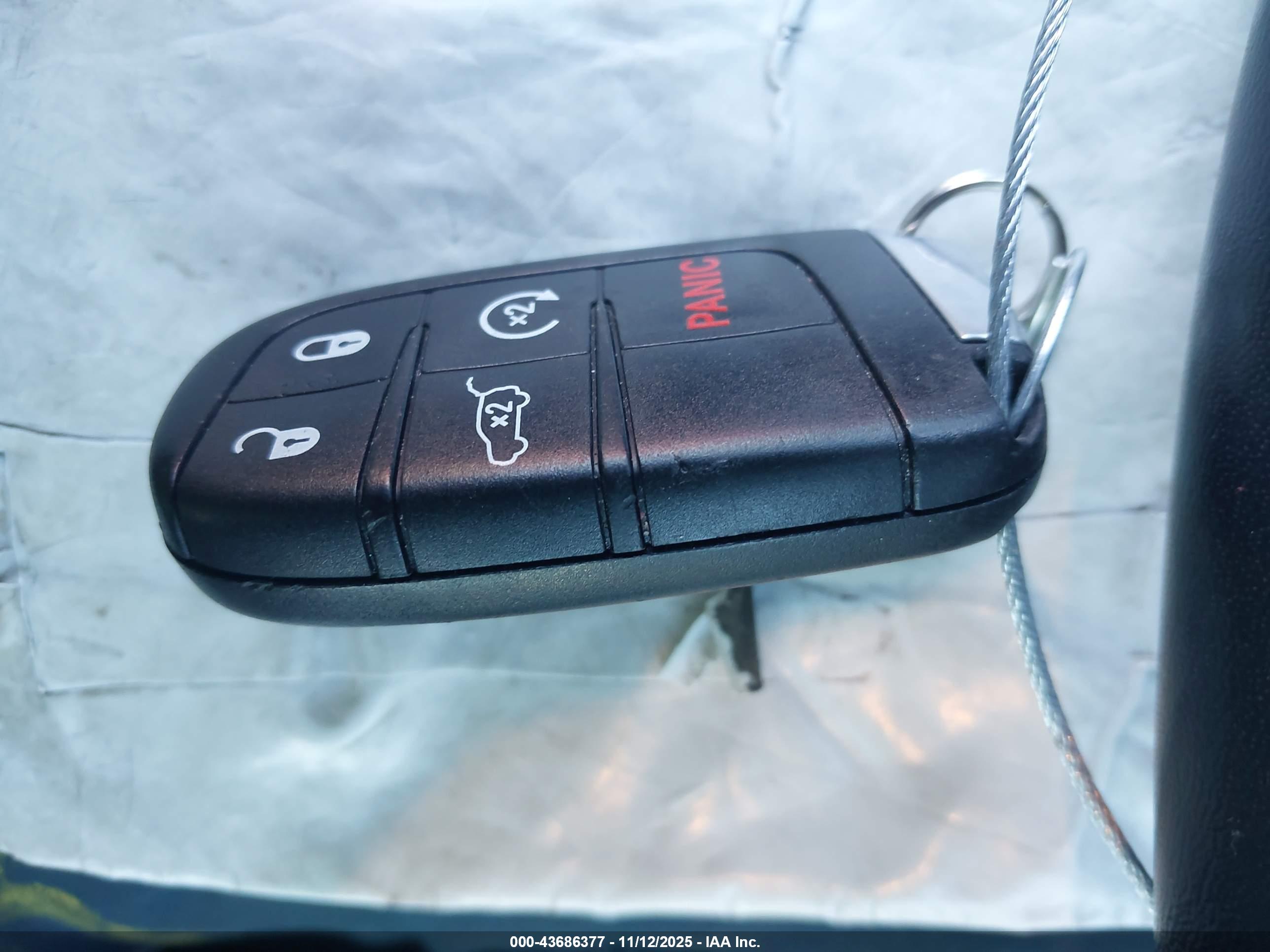 JEEP GRAND image 11