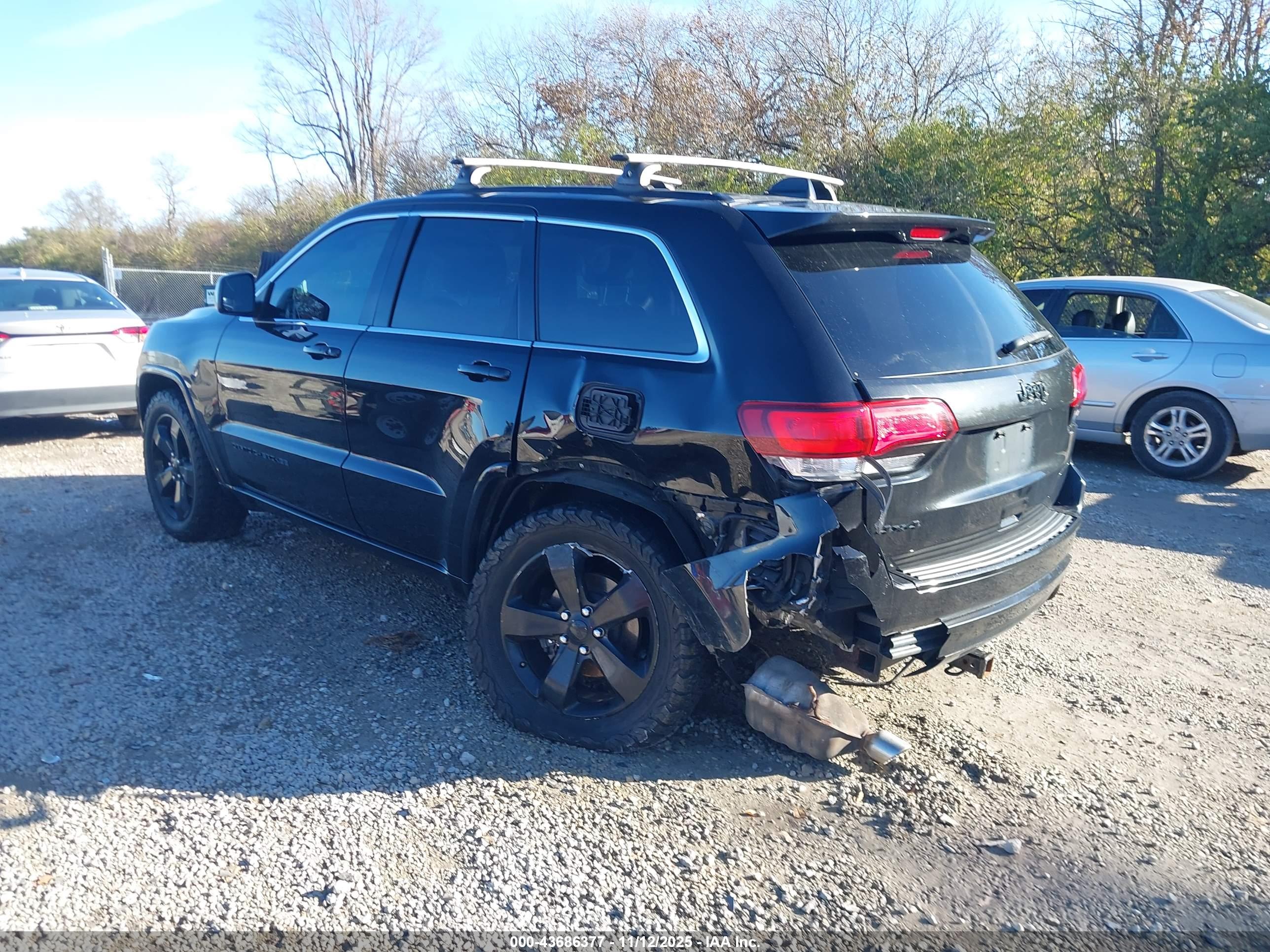 JEEP GRAND image 3