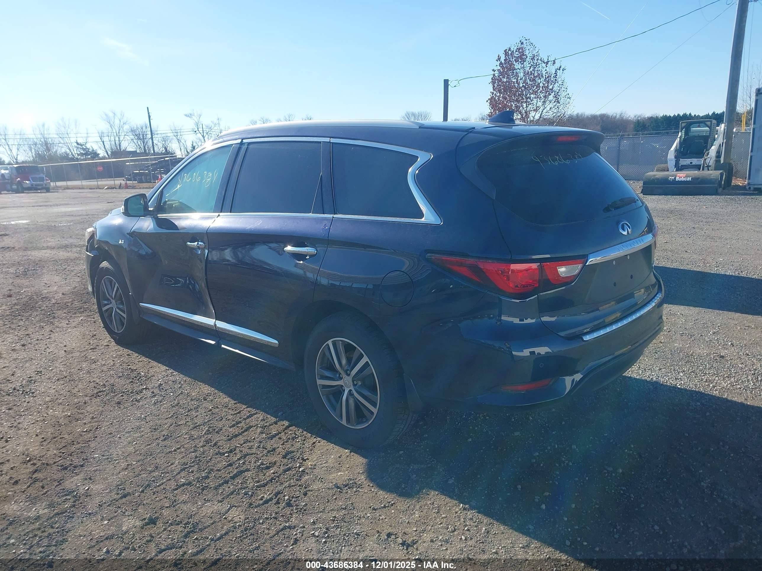 INFINITI QX60 image 3