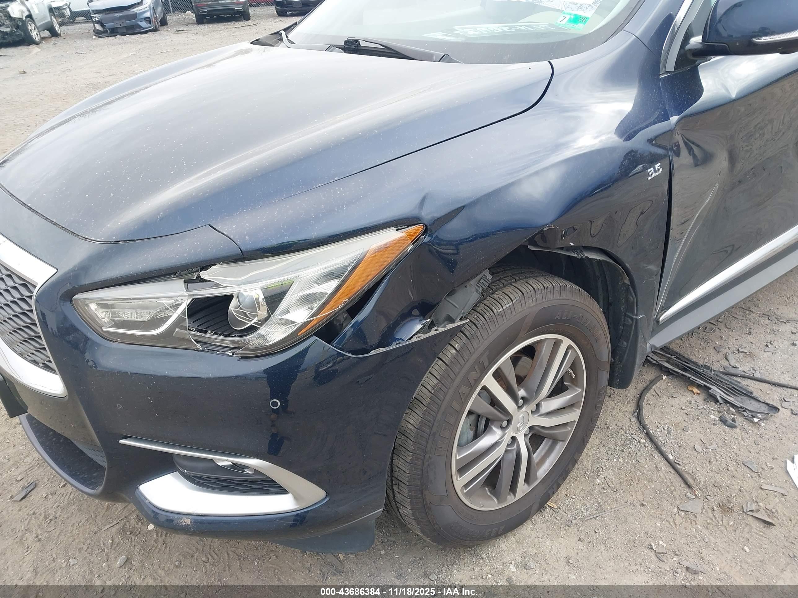 INFINITI QX60 image 6