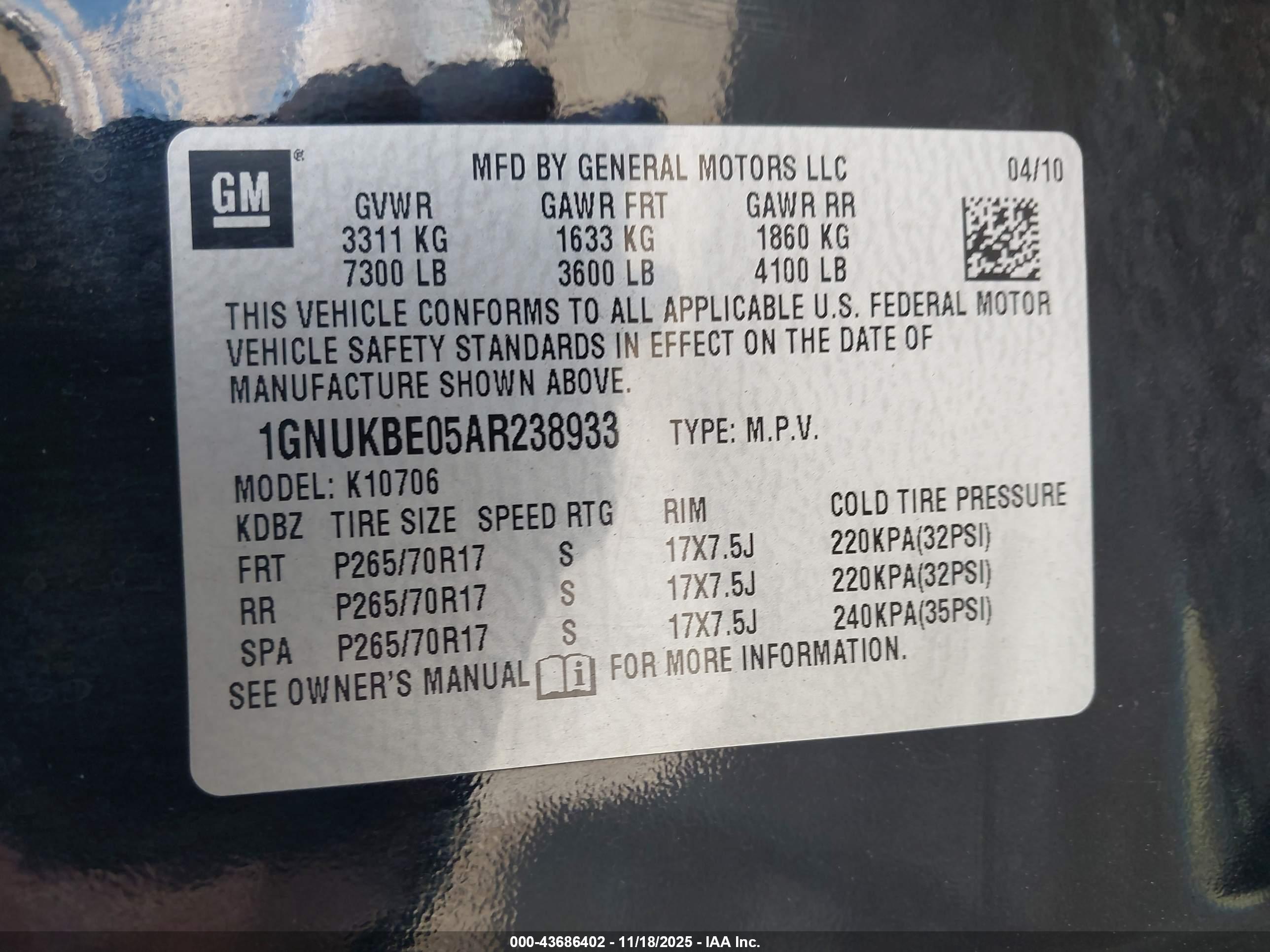 CHEVROLET TAHOE image 9