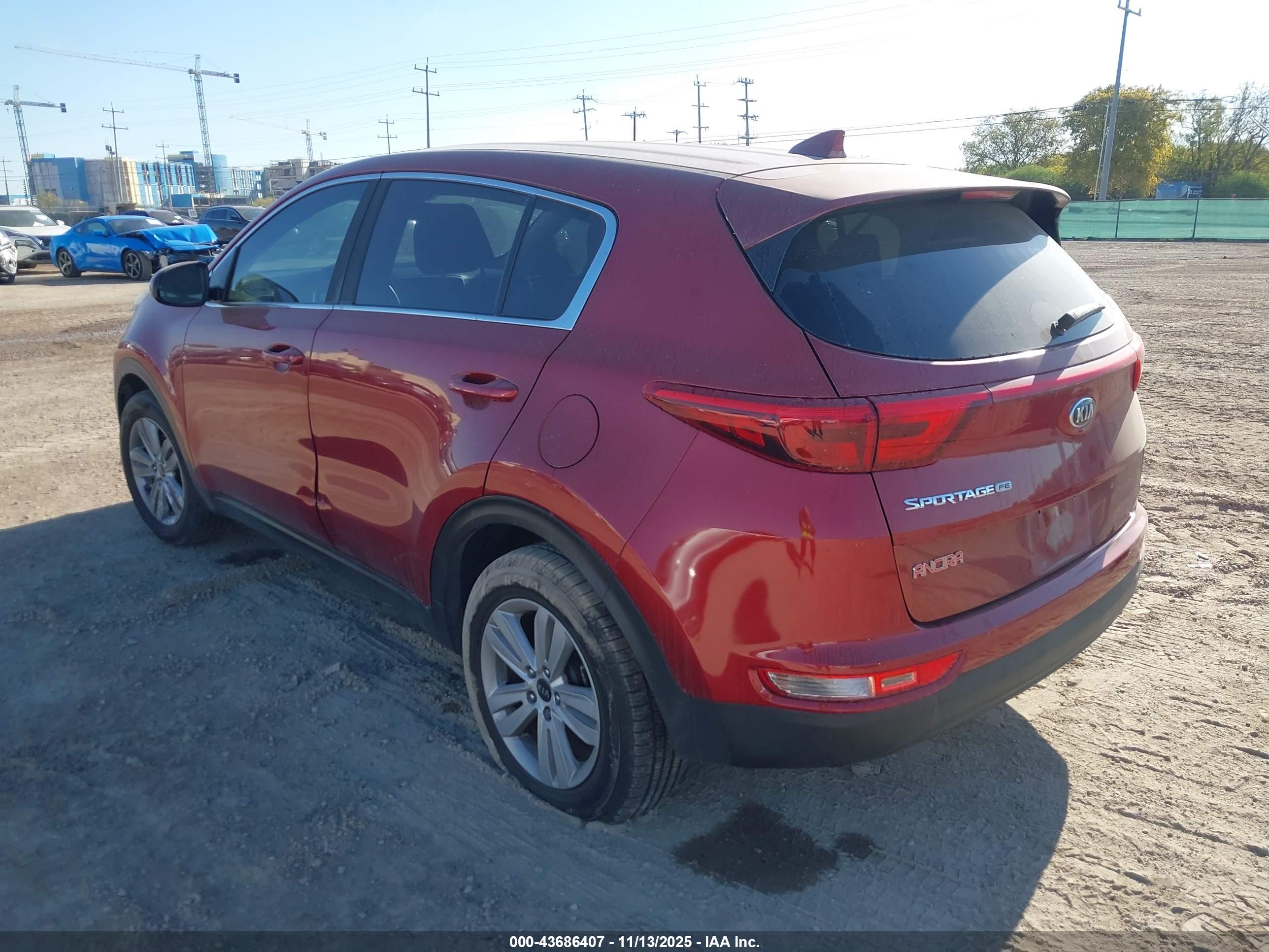 KIA SPORTAGE image 3