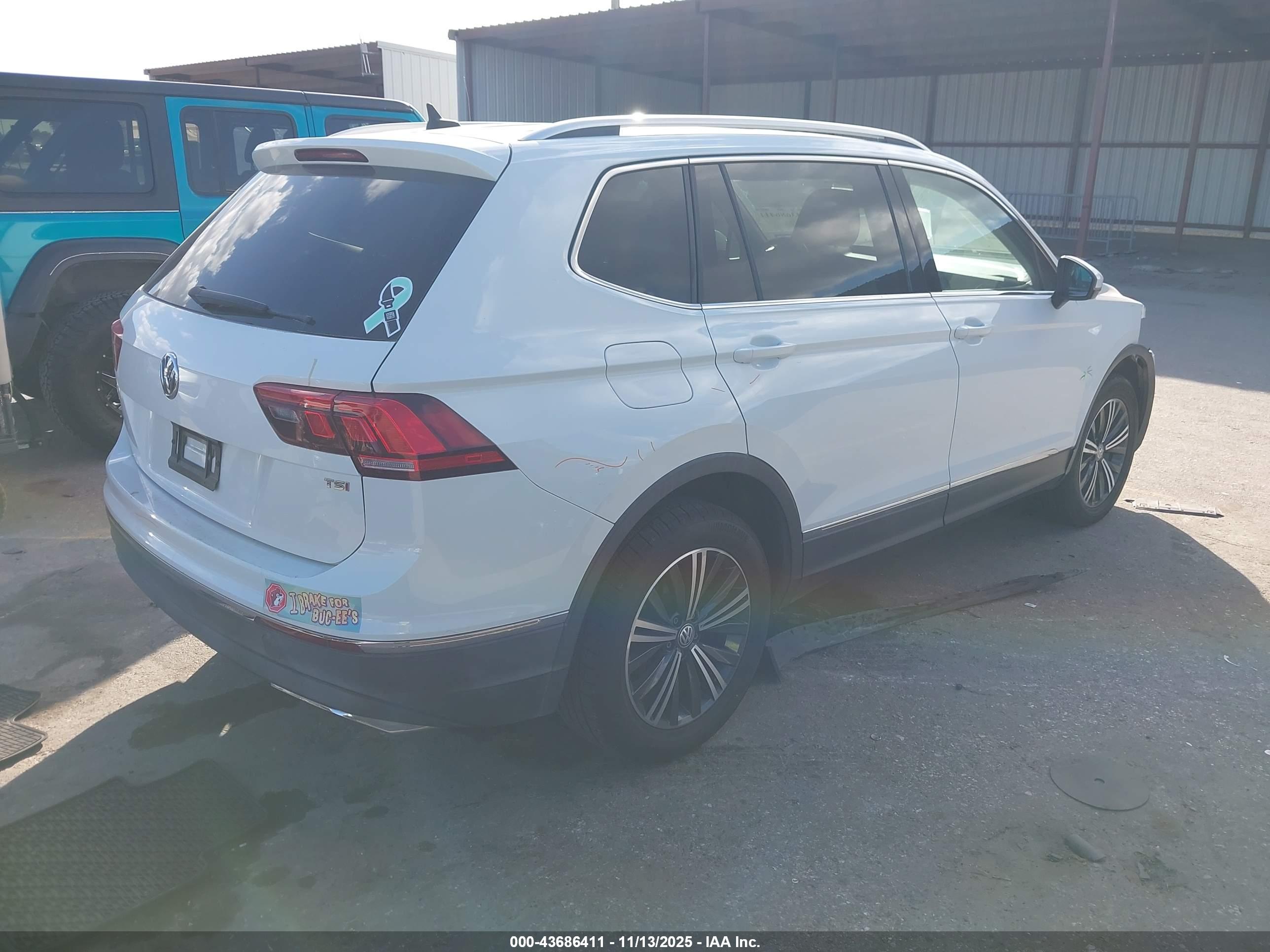 VOLKSWAGEN TIGUAN image 4