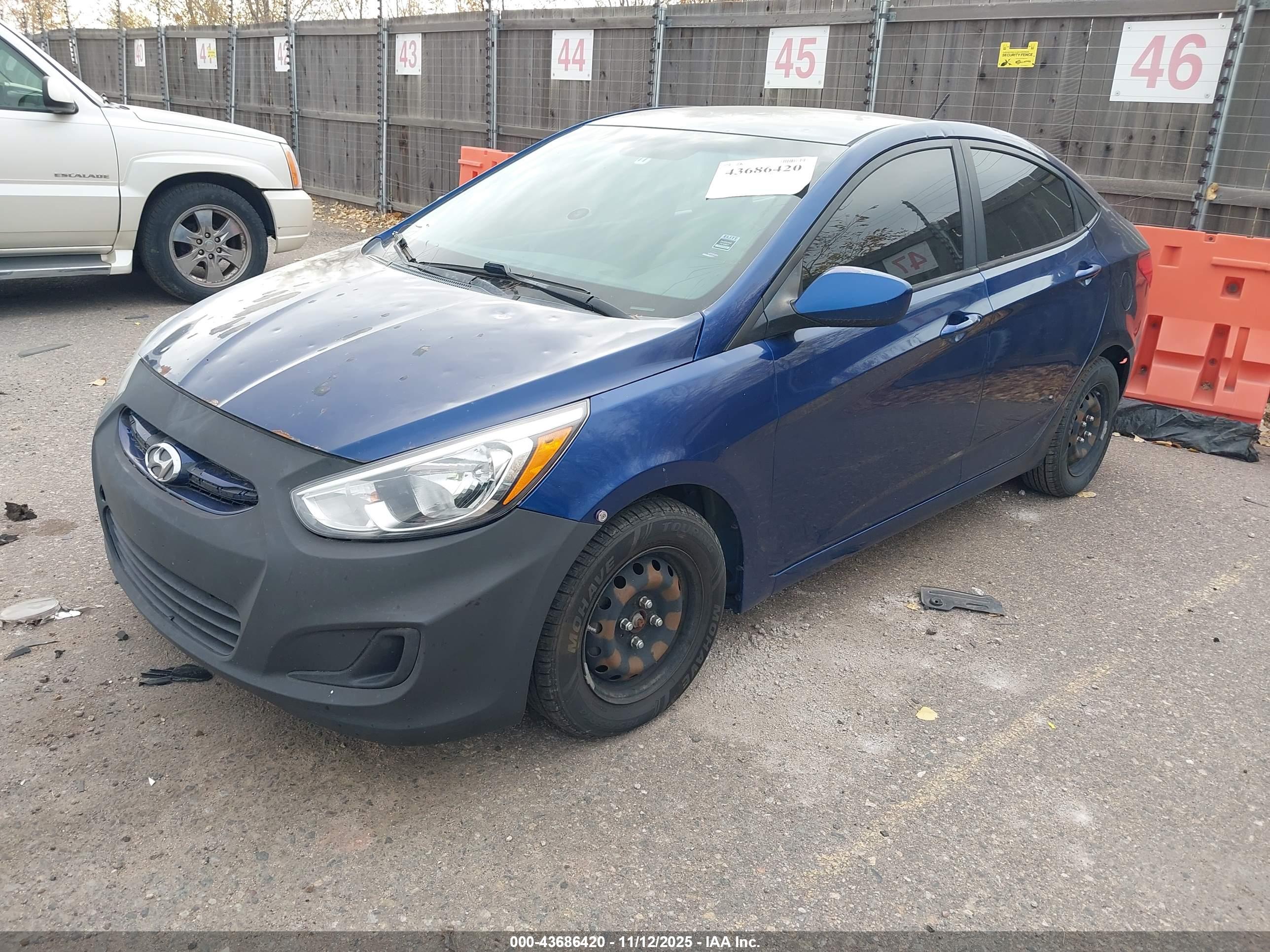 HYUNDAI ACCENT image 2