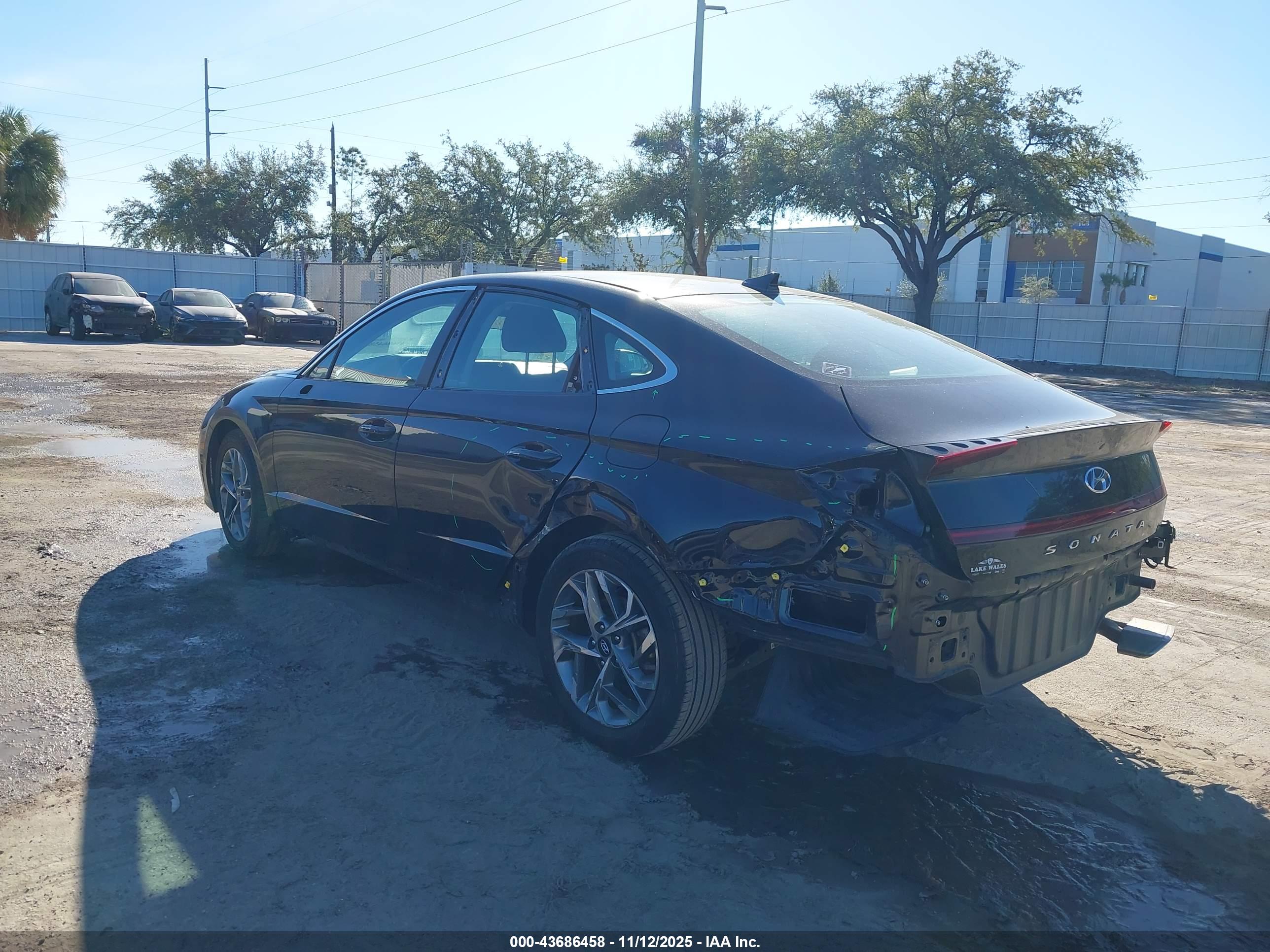 HYUNDAI SONATA image 3