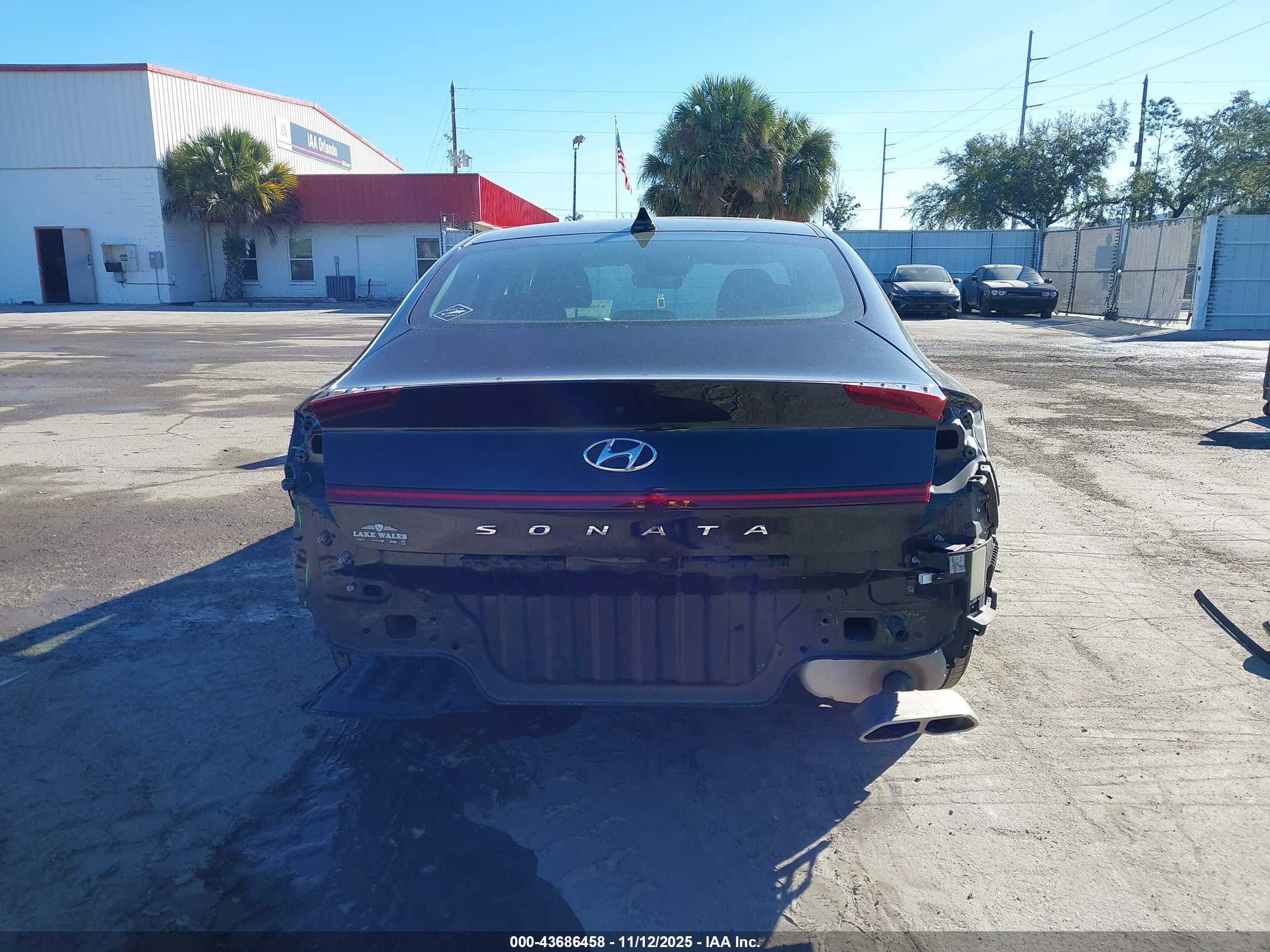 HYUNDAI SONATA image 6