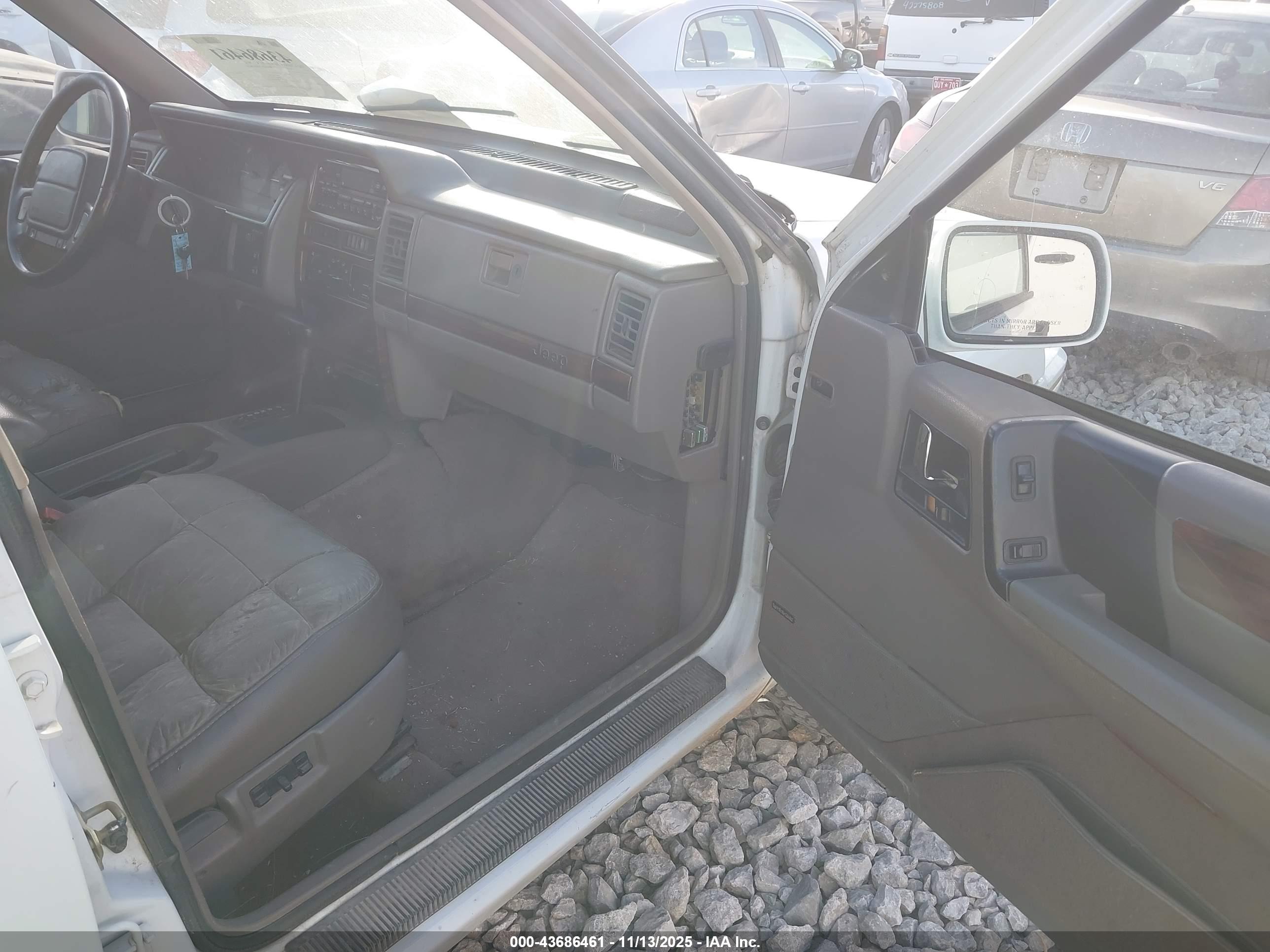 JEEP GRAND image 5