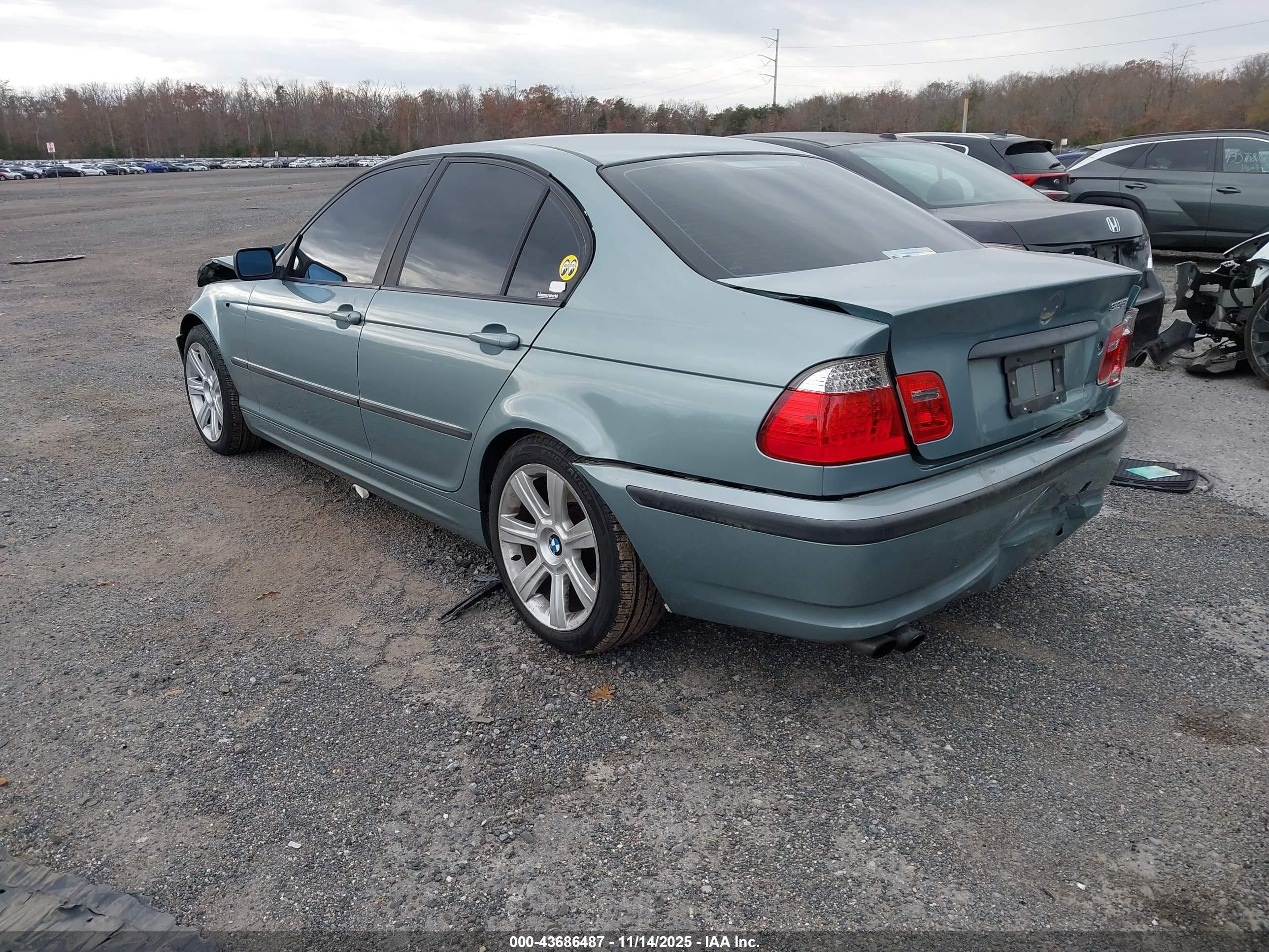 BMW 325I image 3