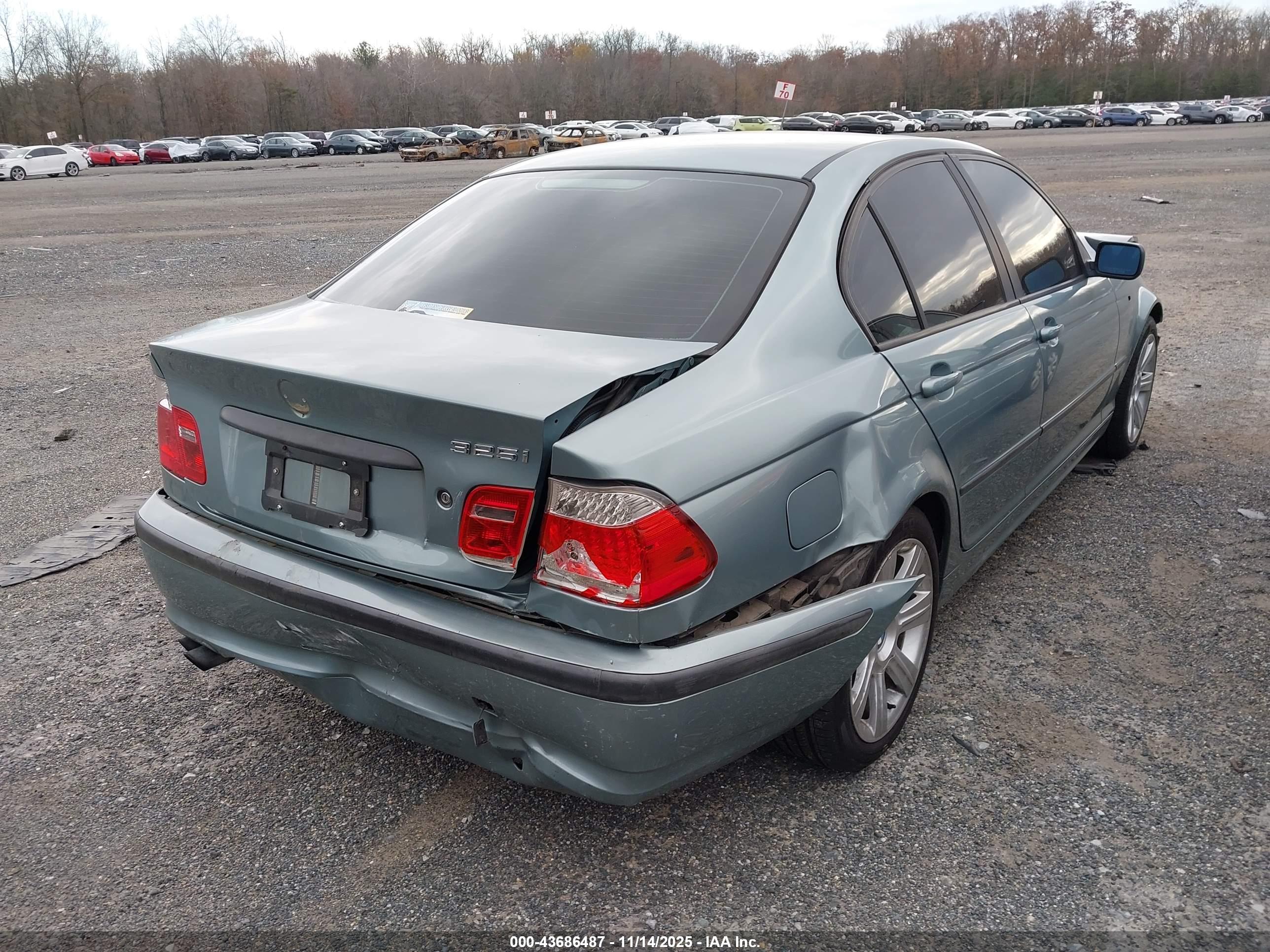 BMW 325I image 4