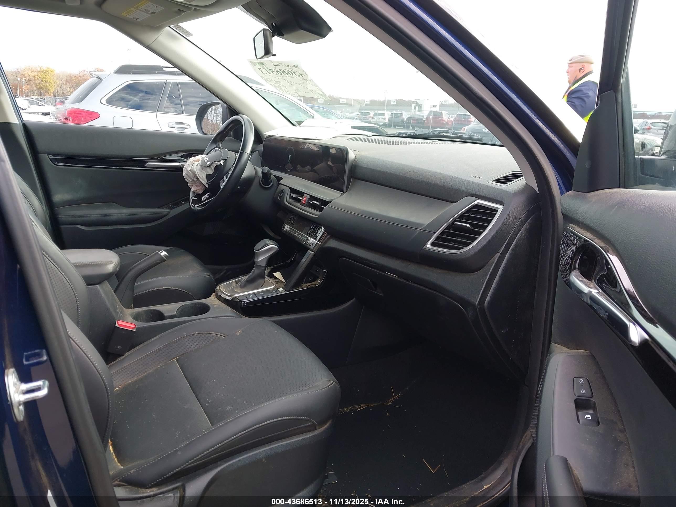 KIA SELTOS image 5