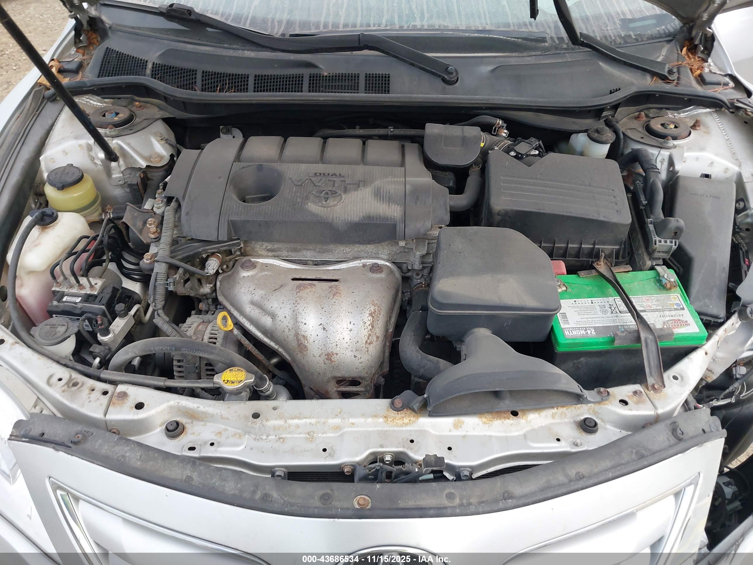 TOYOTA CAMRY image 10