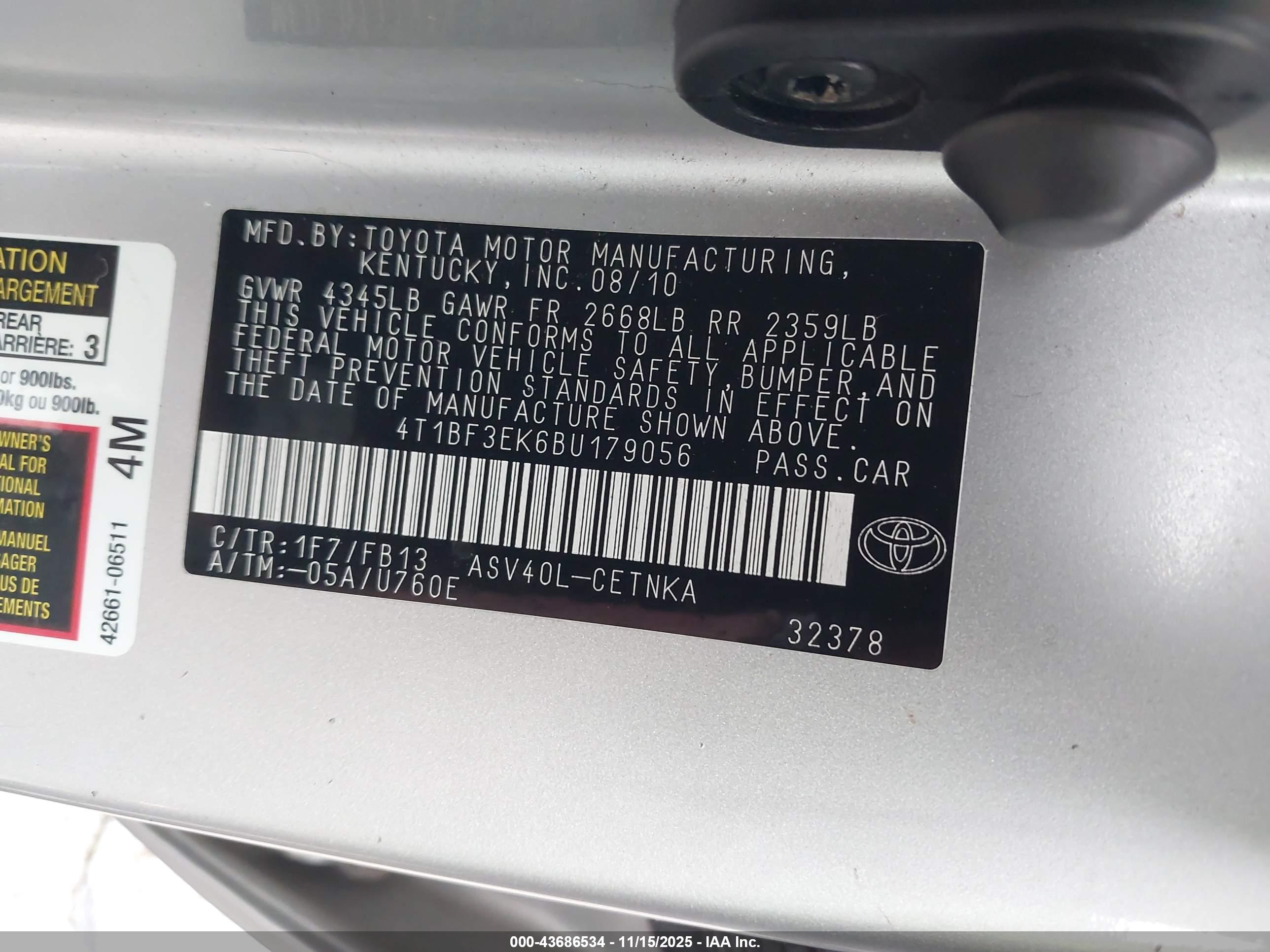 TOYOTA CAMRY image 9