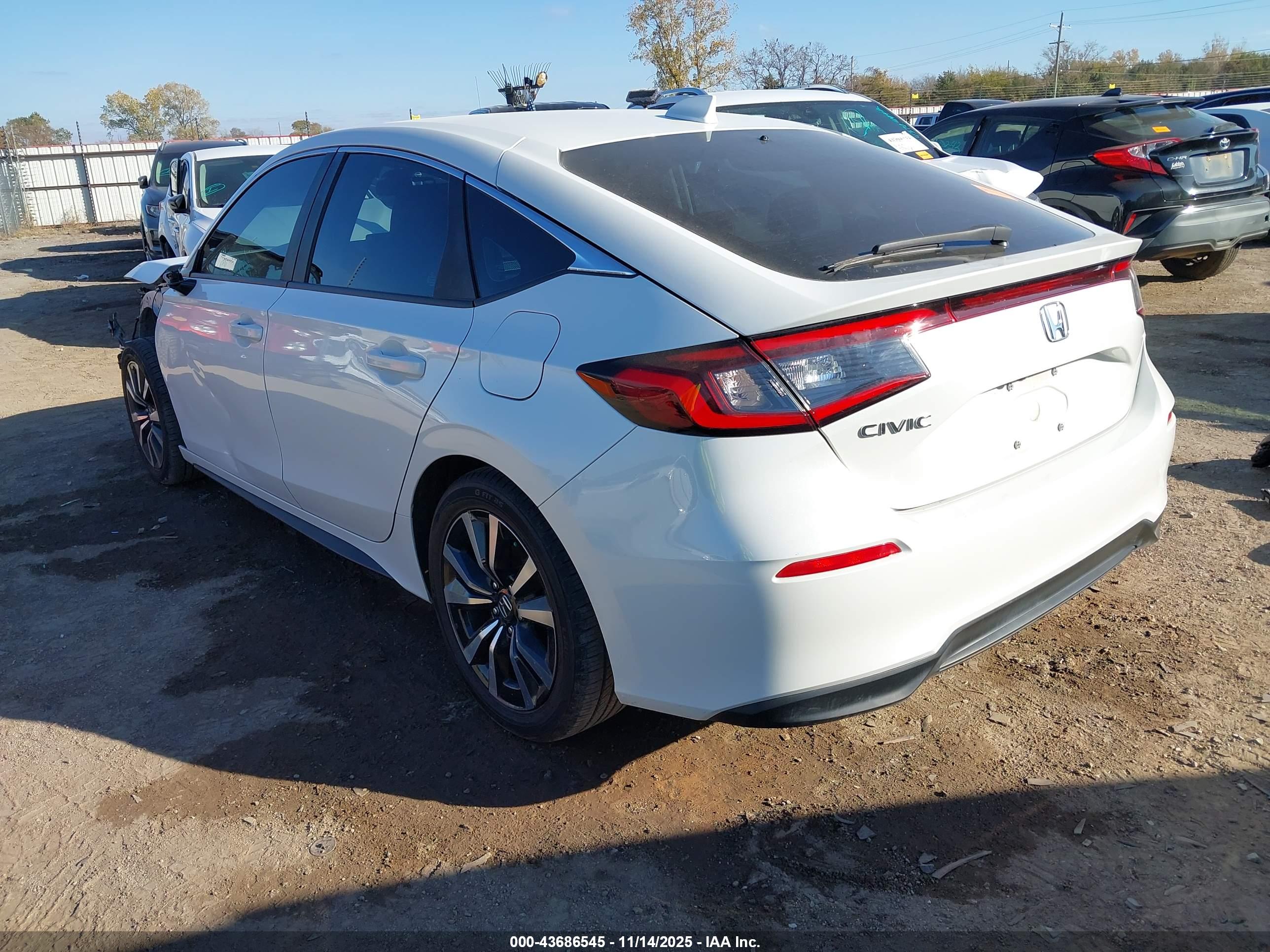 HONDA CIVIC image 3