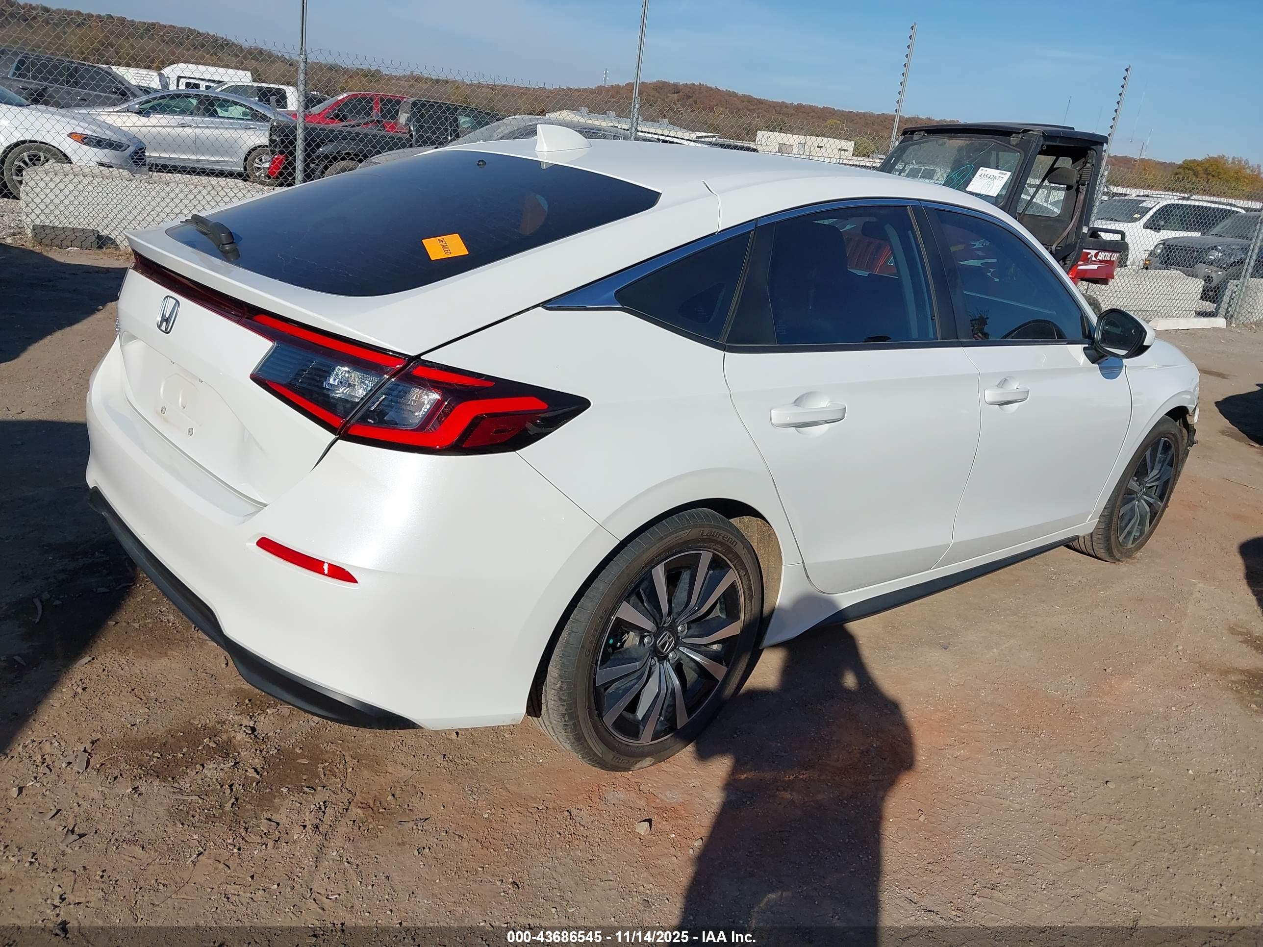 HONDA CIVIC image 4