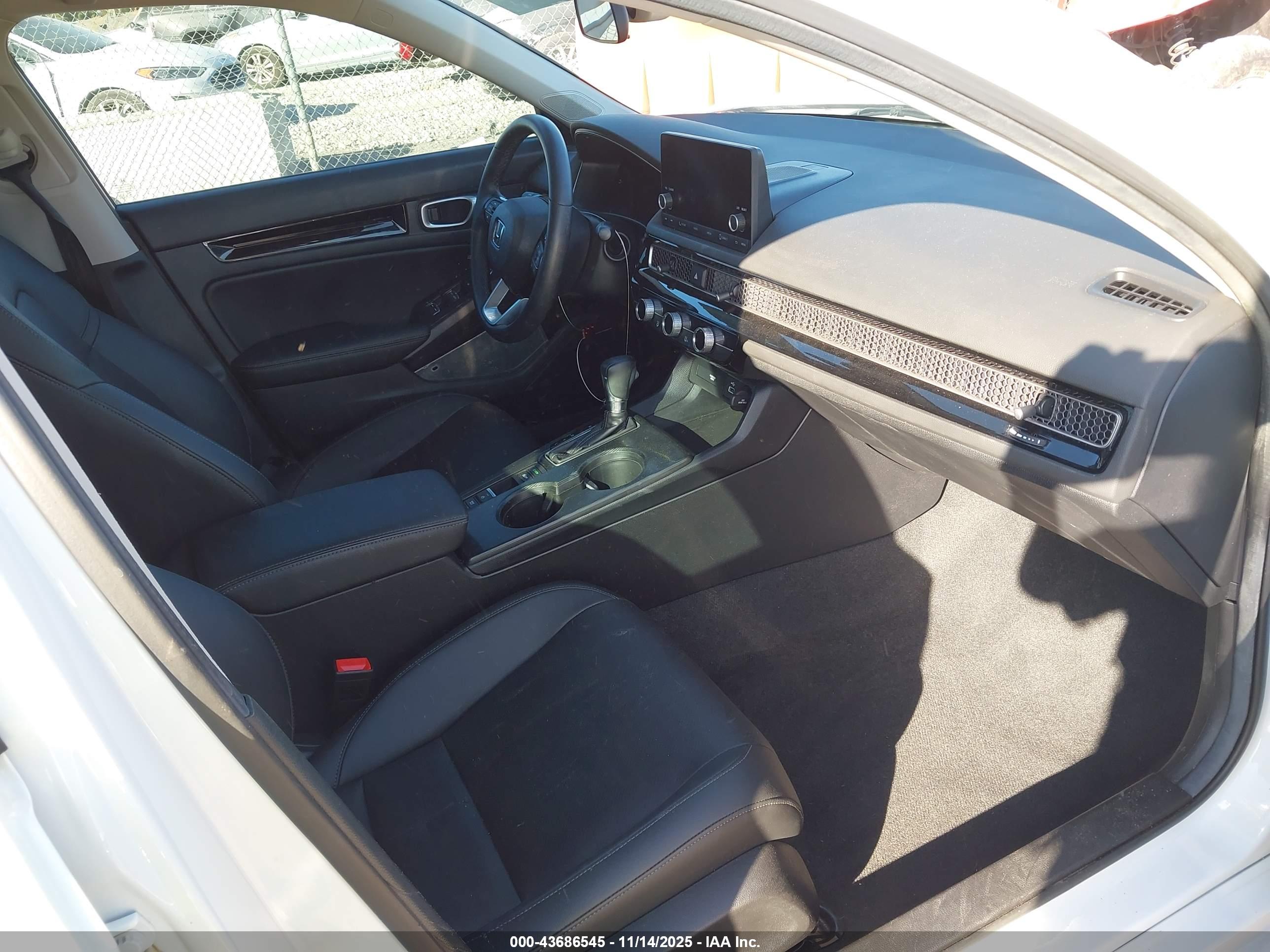HONDA CIVIC image 5