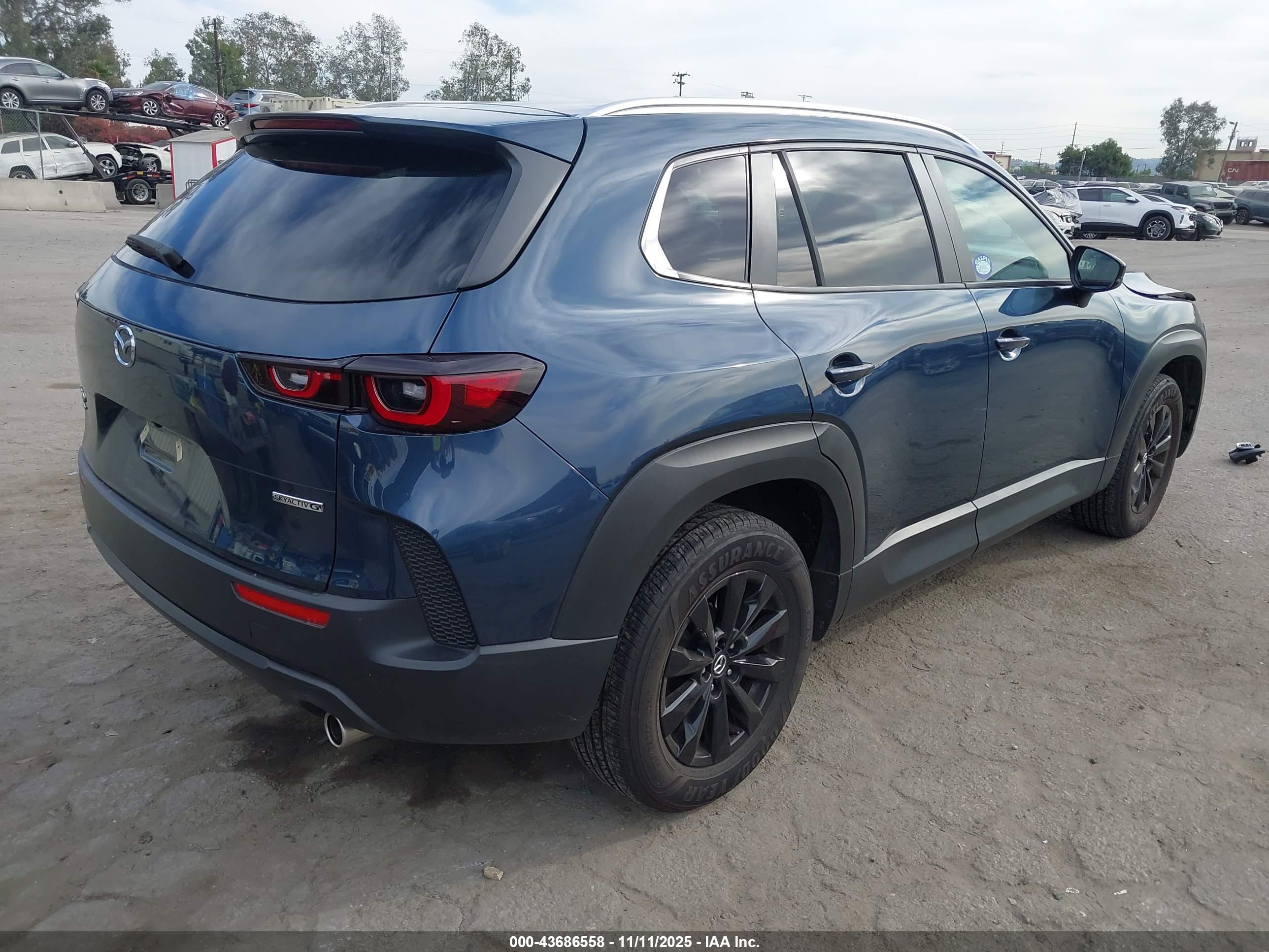 MAZDA CX-50 image 4