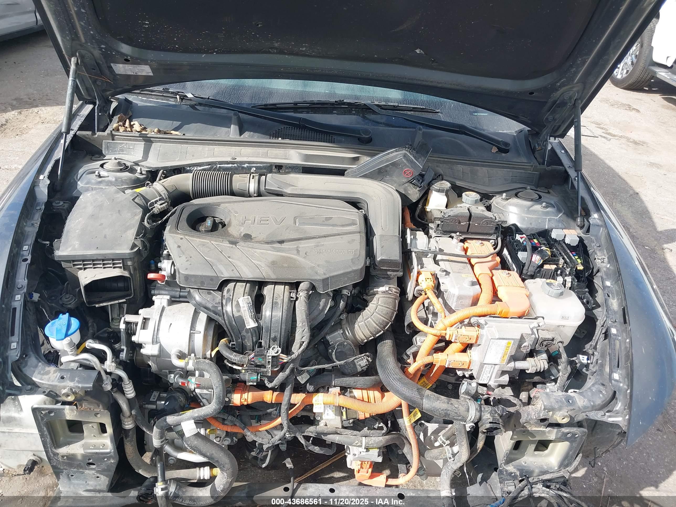 HYUNDAI SONATA image 10