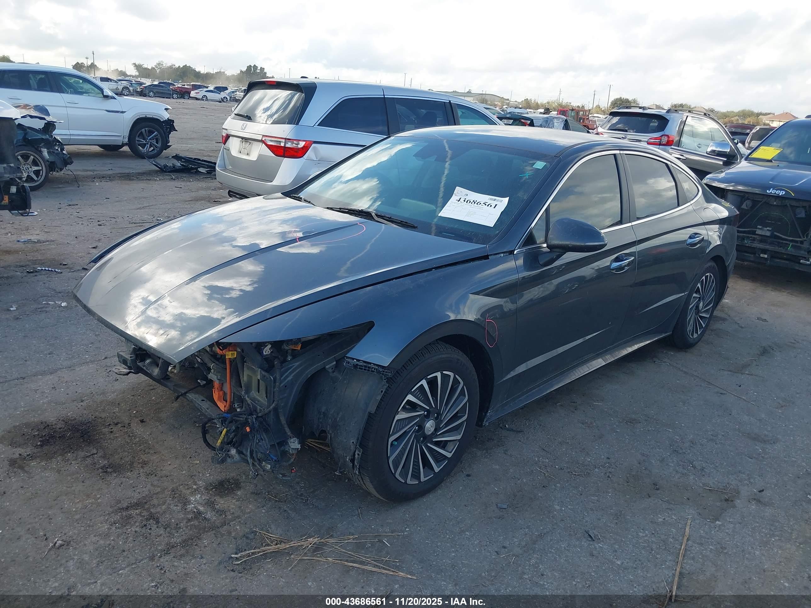 HYUNDAI SONATA image 2