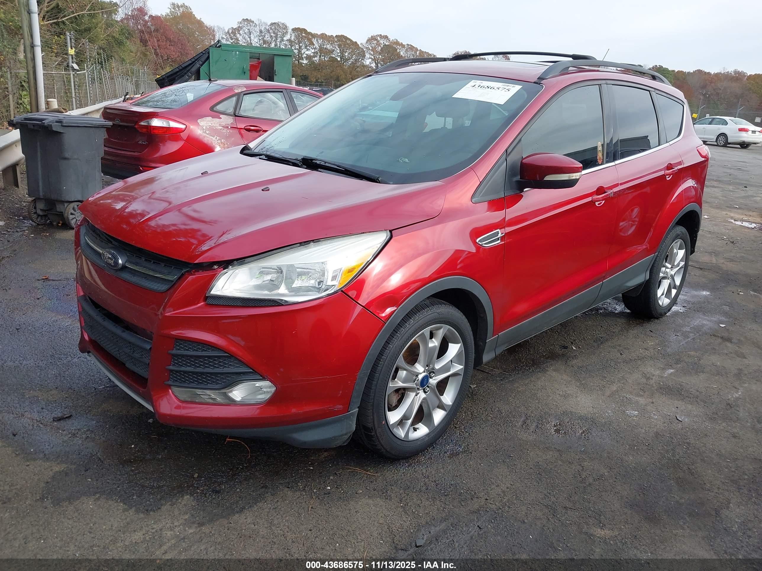 FORD ESCAPE image 2