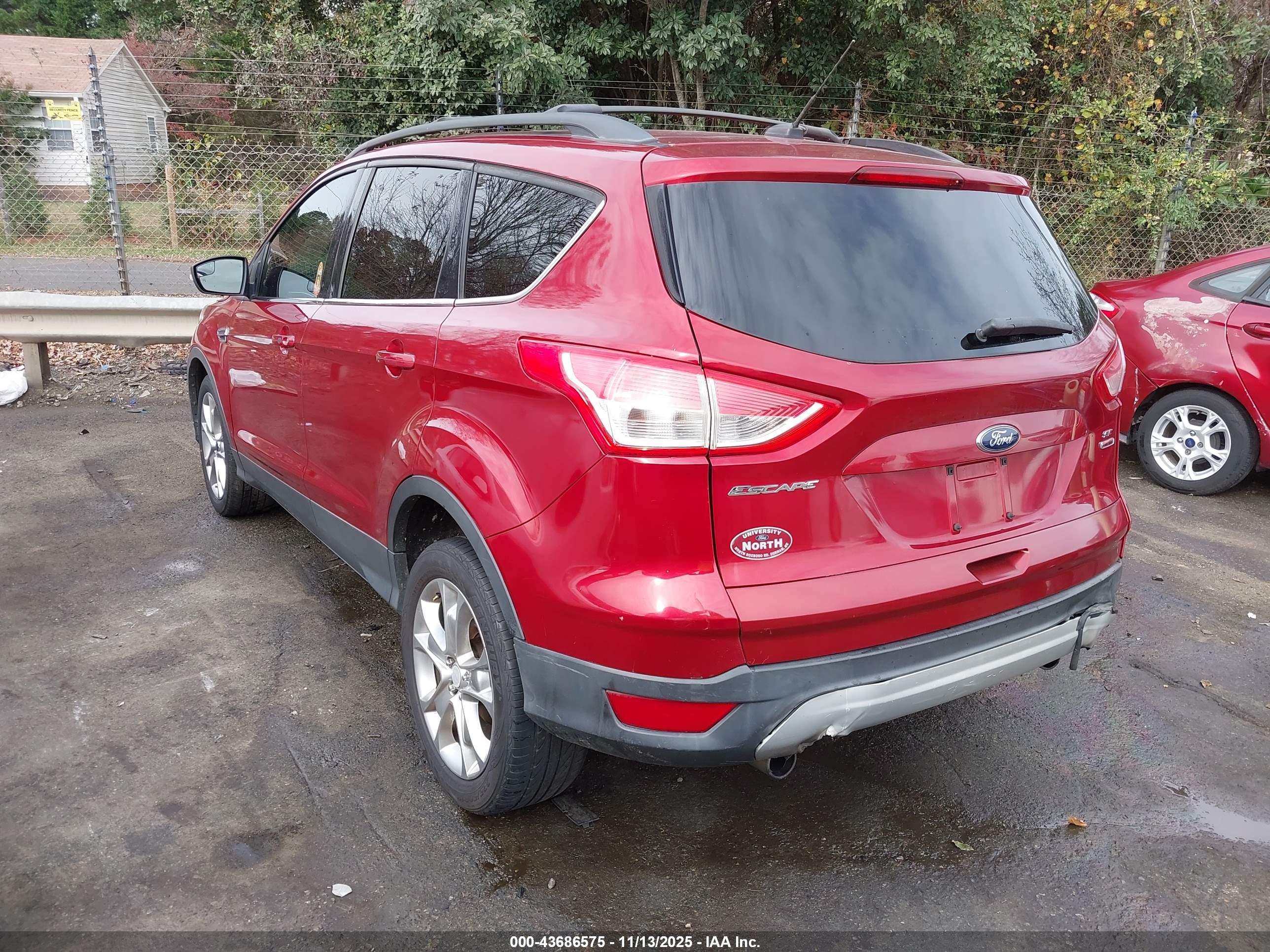 FORD ESCAPE image 3