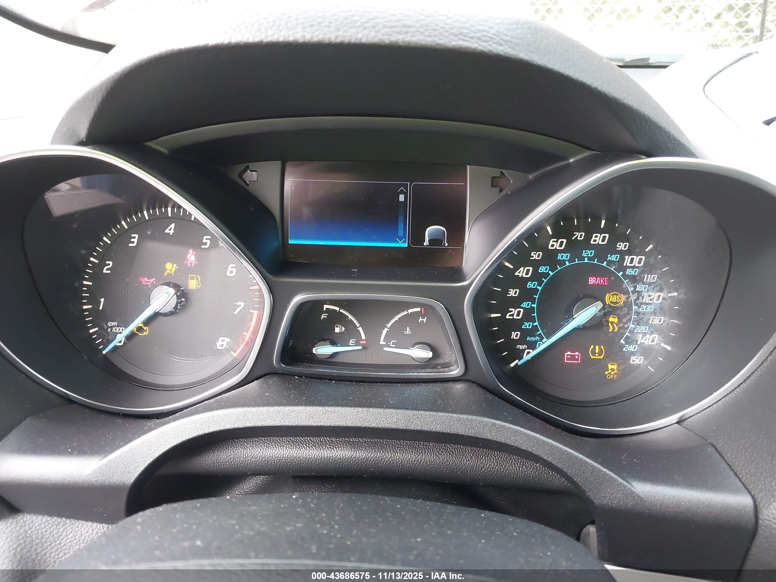 FORD ESCAPE image 7