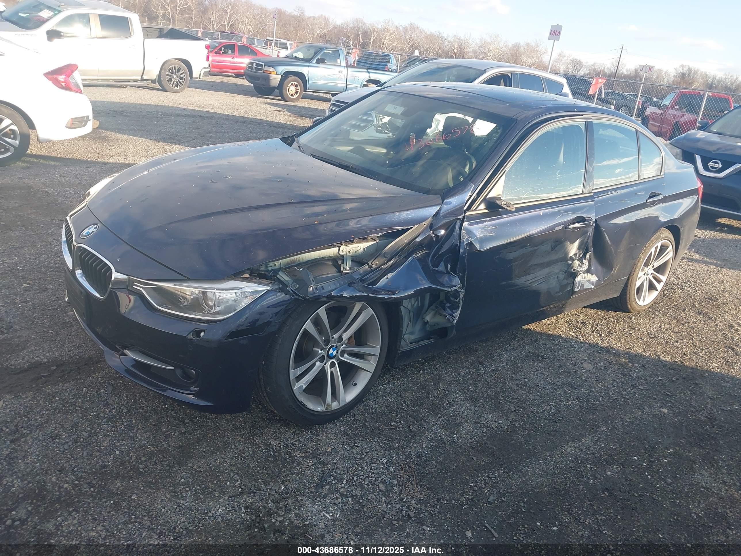 BMW 328I image 2