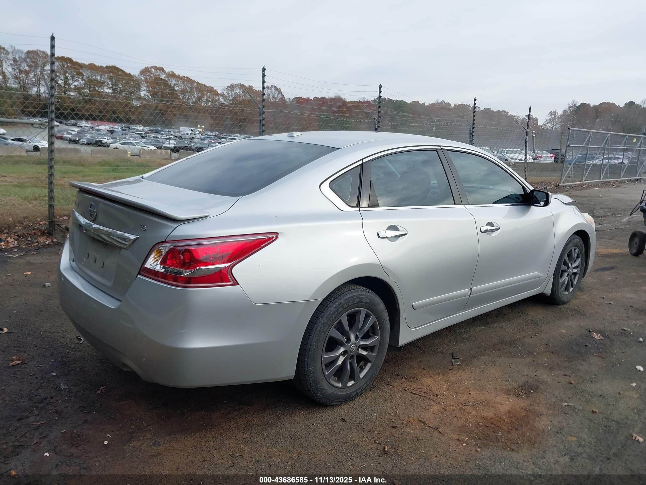 NISSAN ALTIMA image 4