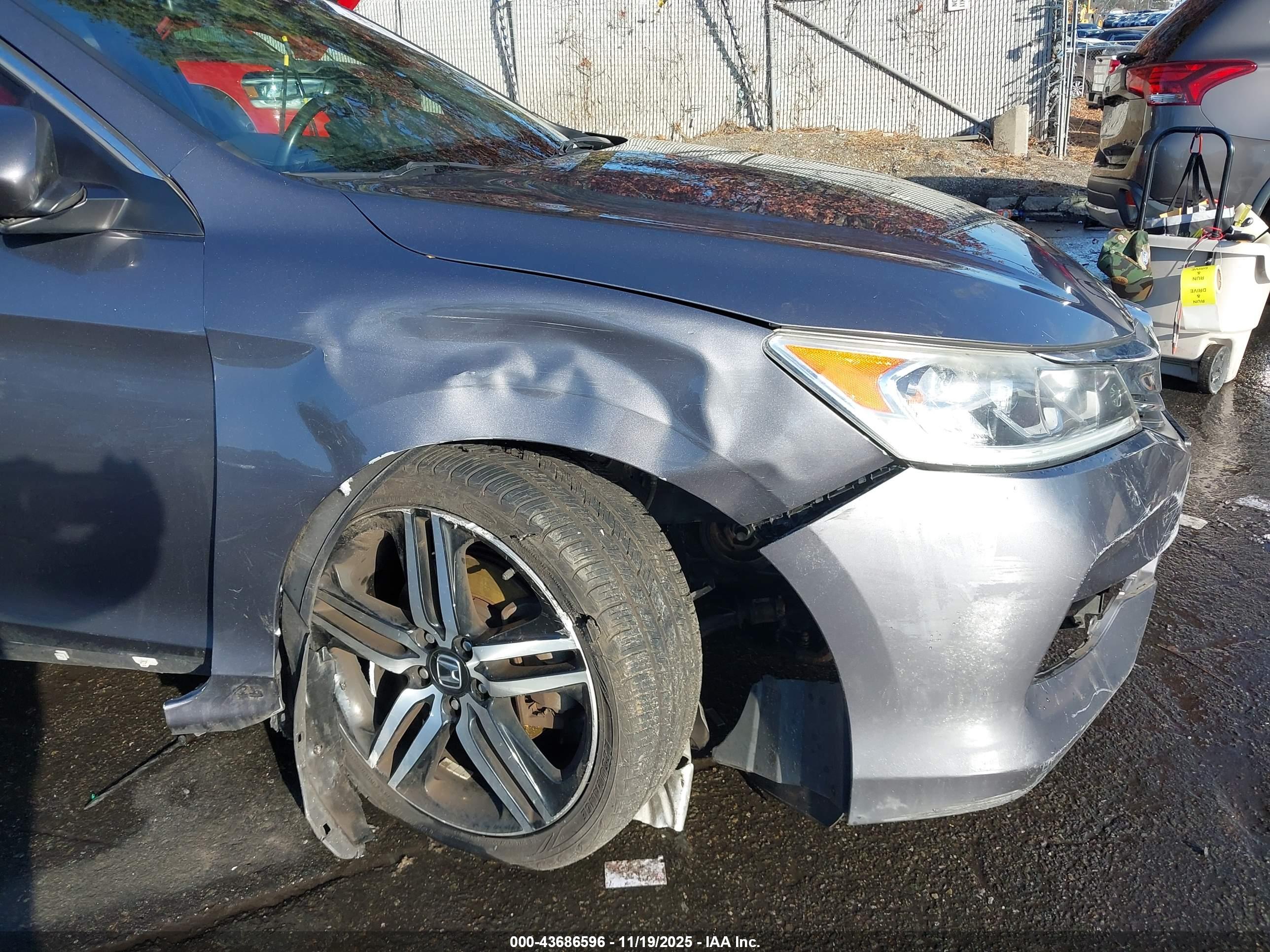 HONDA ACCORD image 6