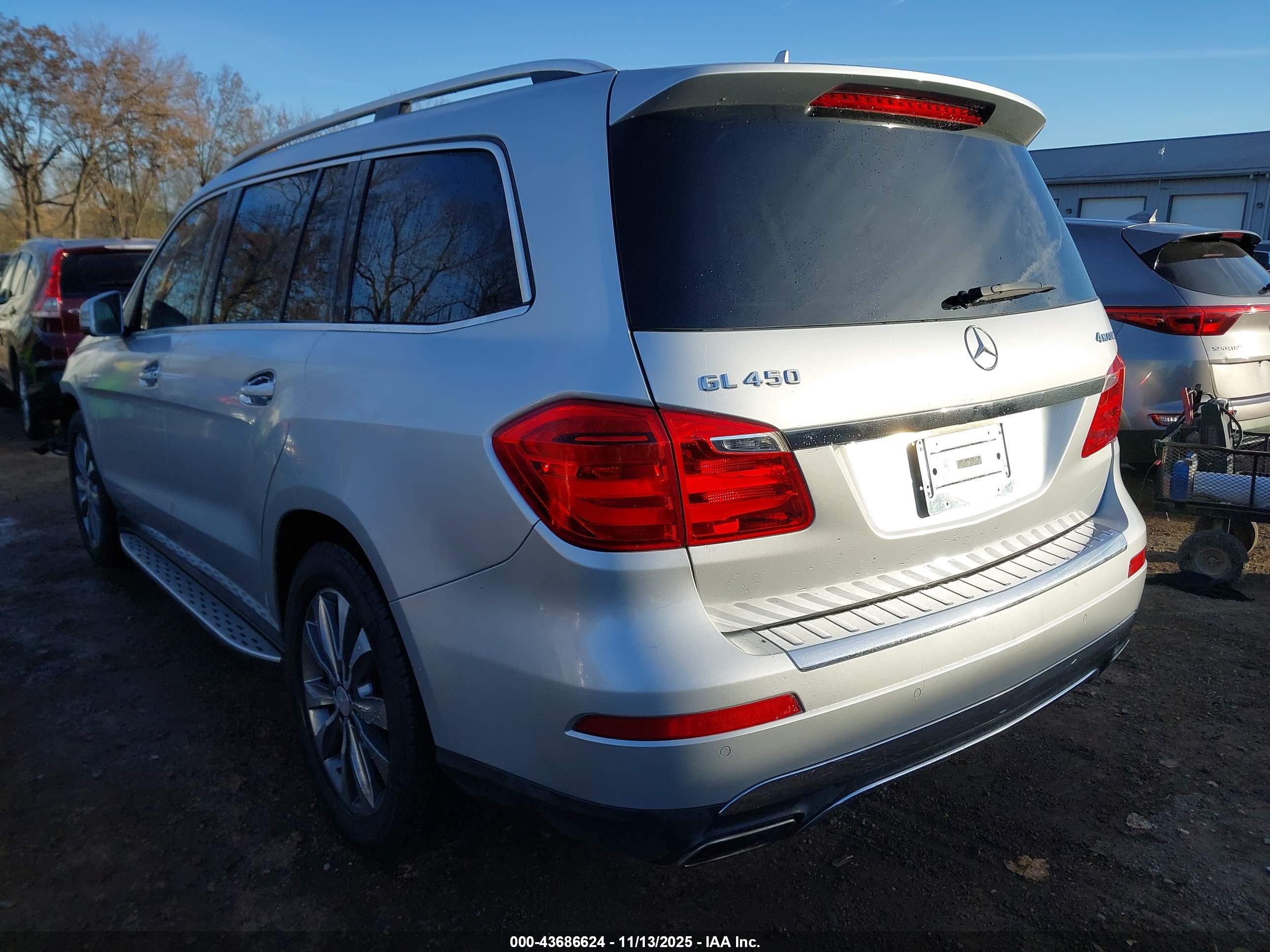 MERCEDES-BENZ GL image 3