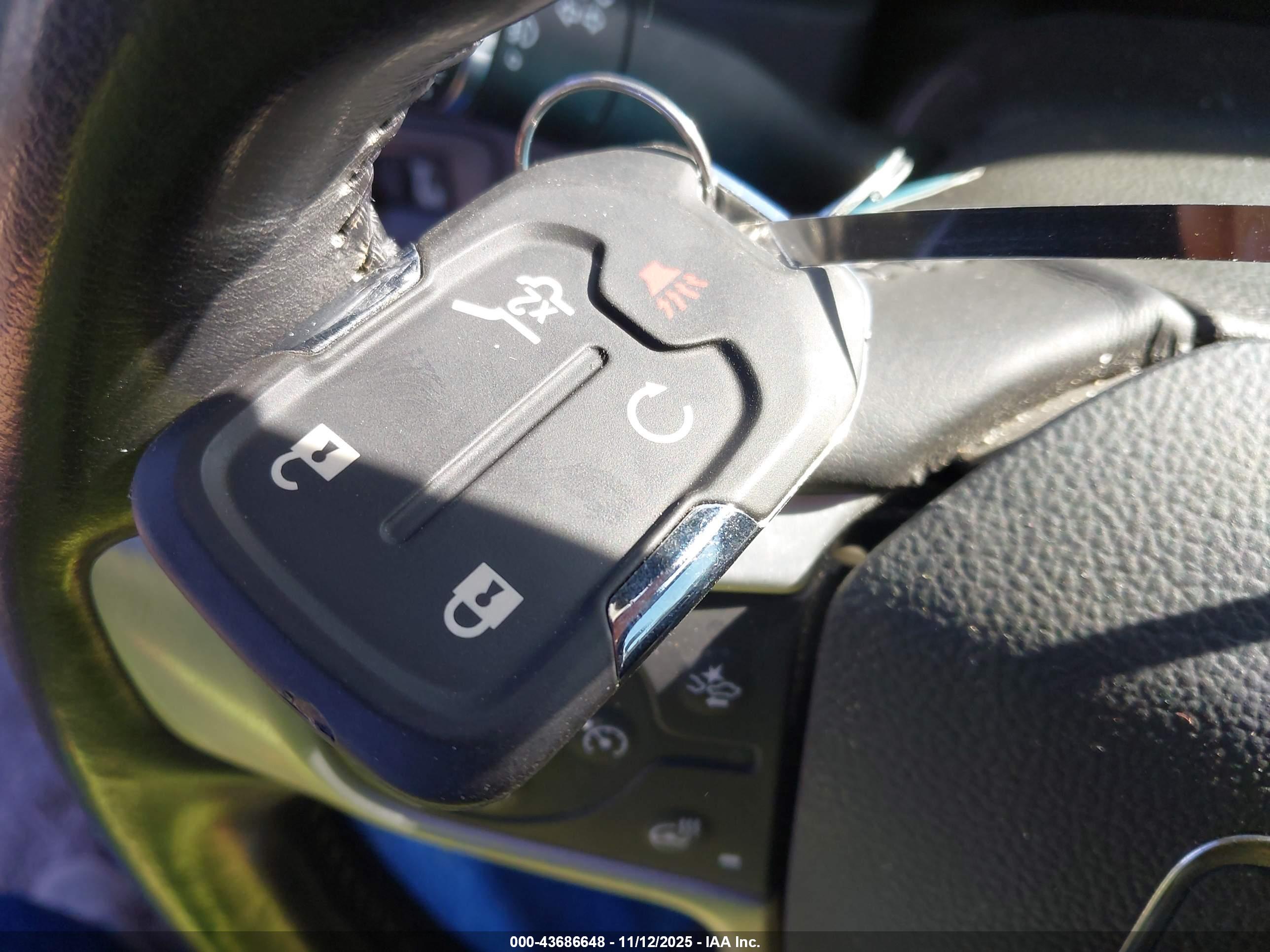GMC ACADIA image 11