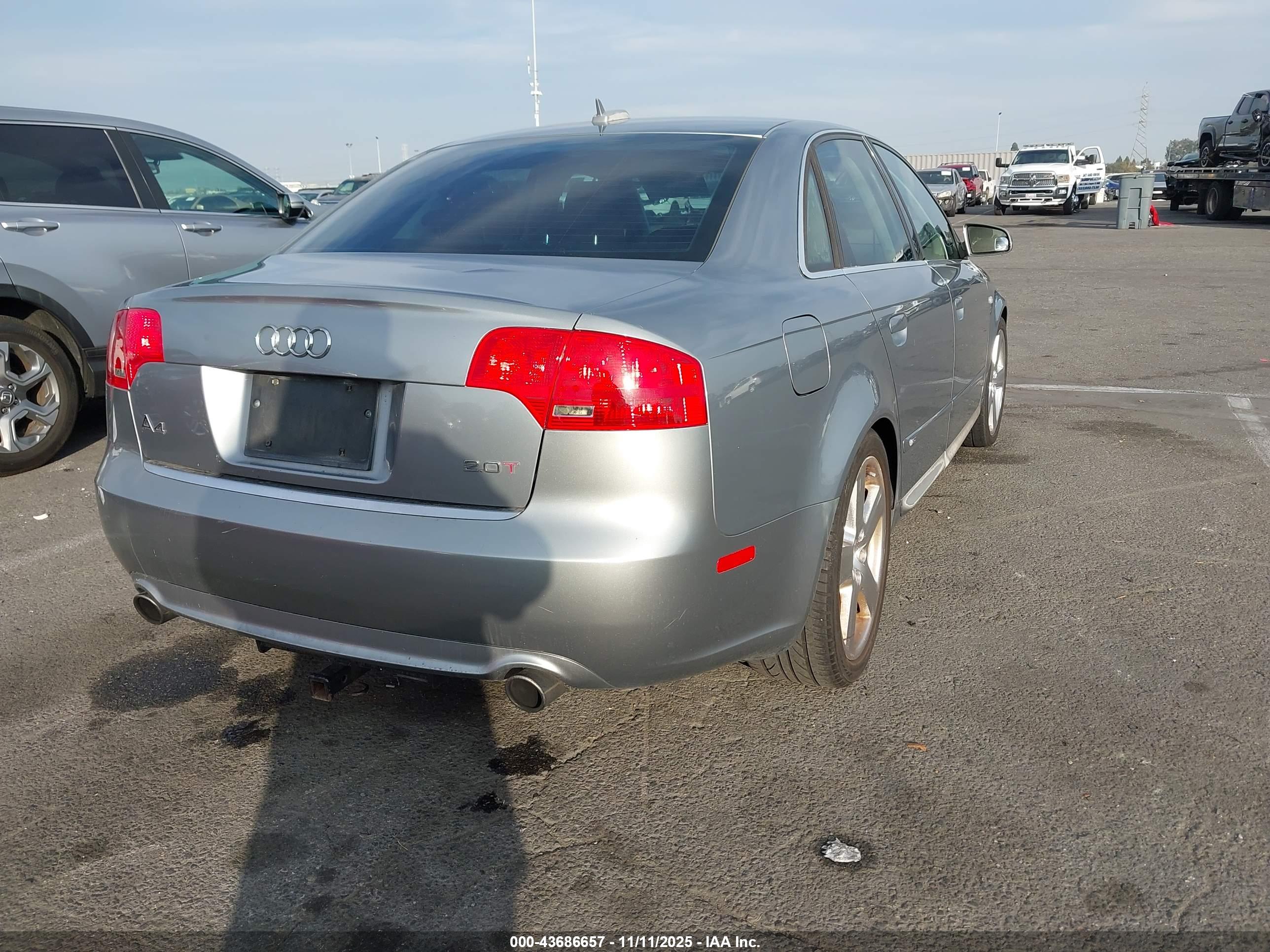 AUDI A4 image 4