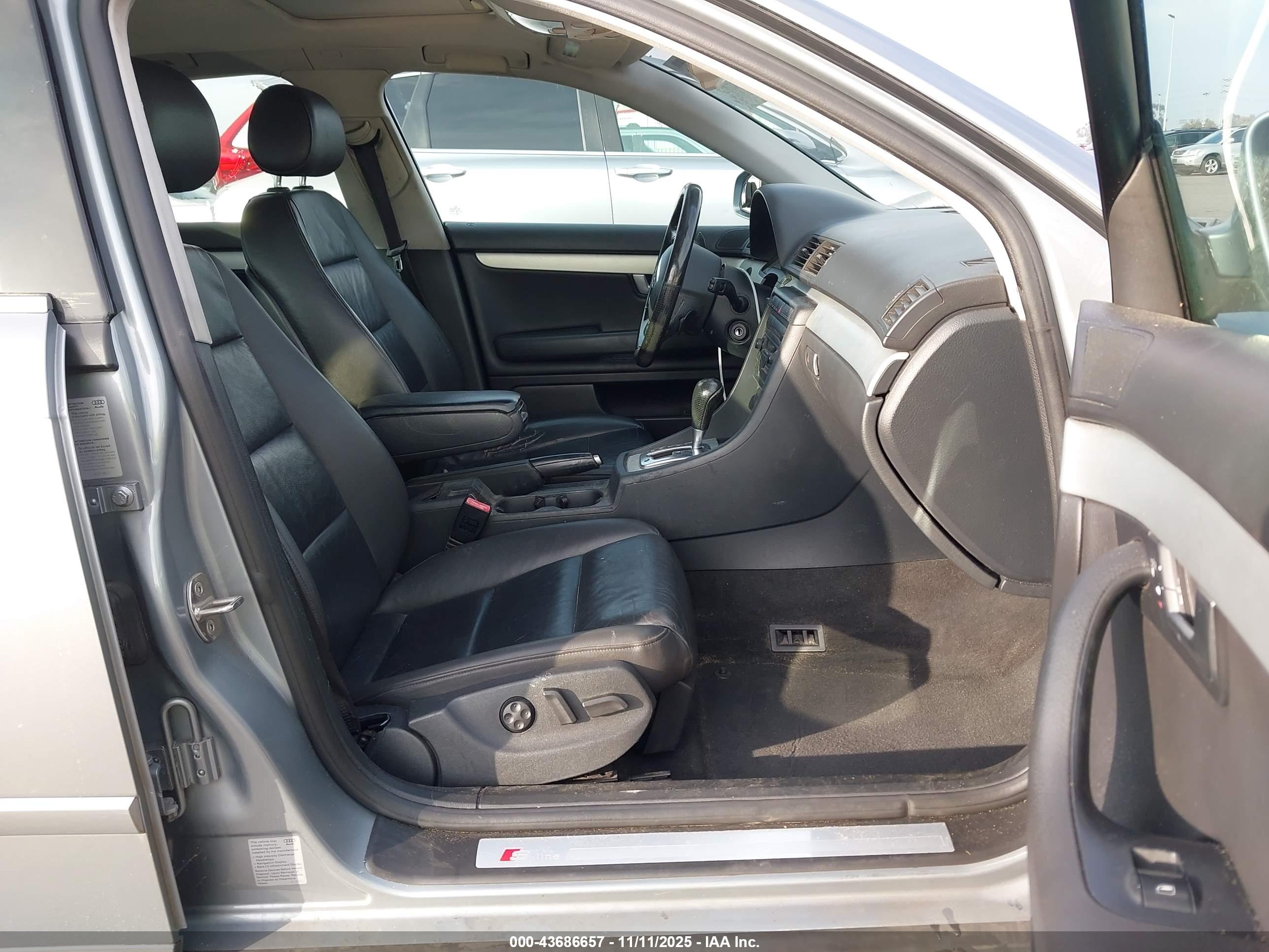 AUDI A4 image 5