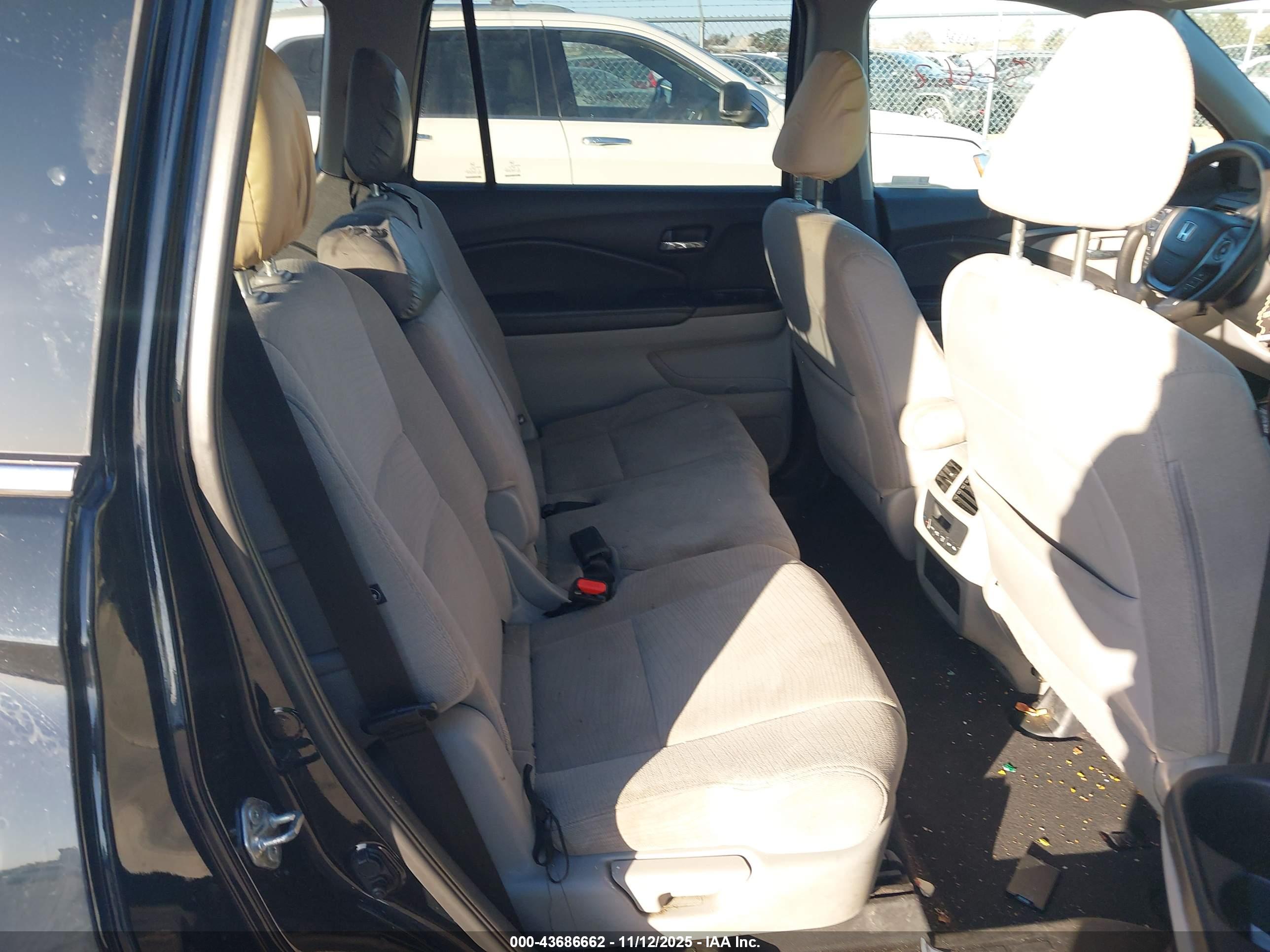 HONDA PILOT image 8