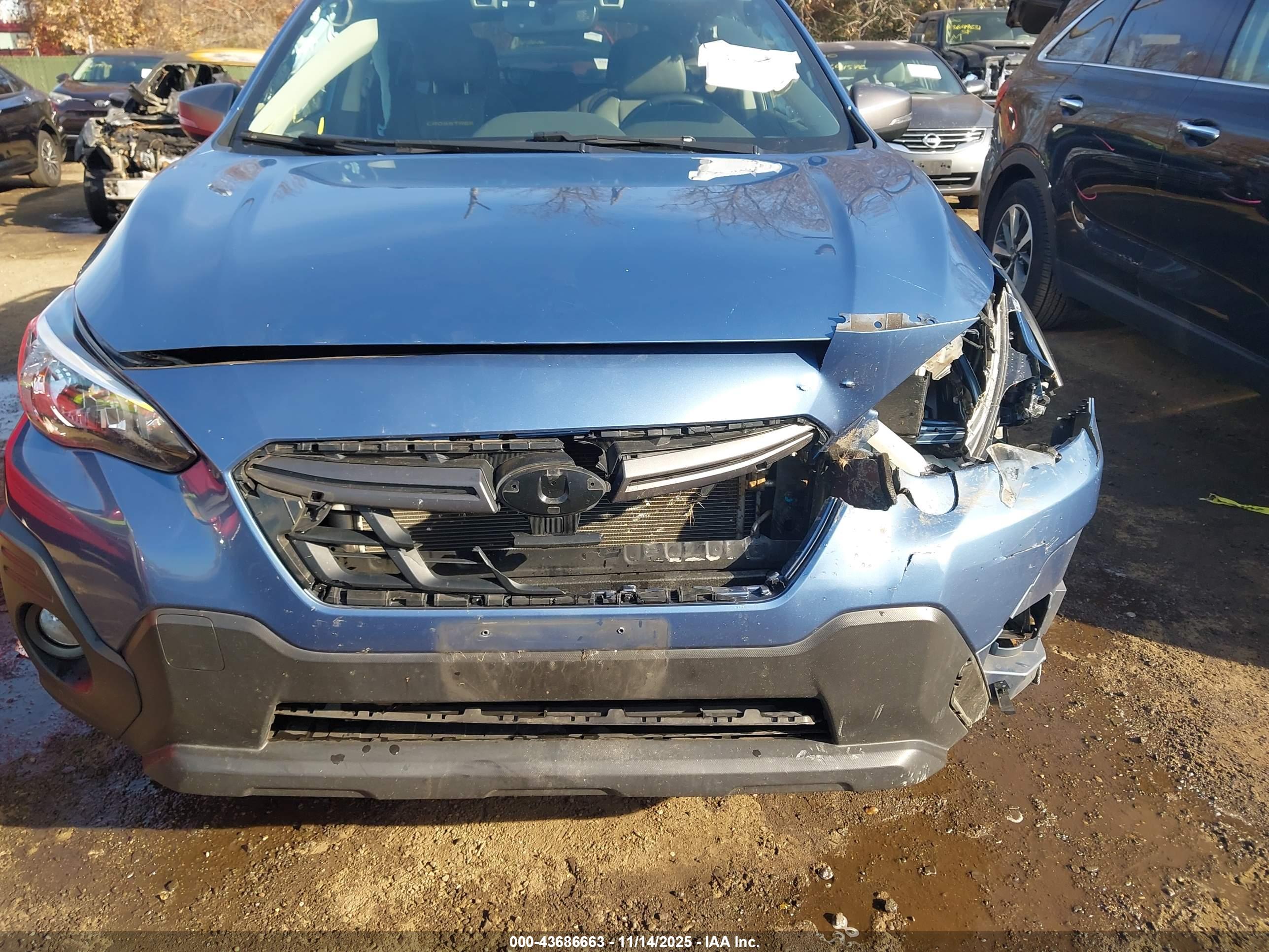 SUBARU CROSSTREK image 6