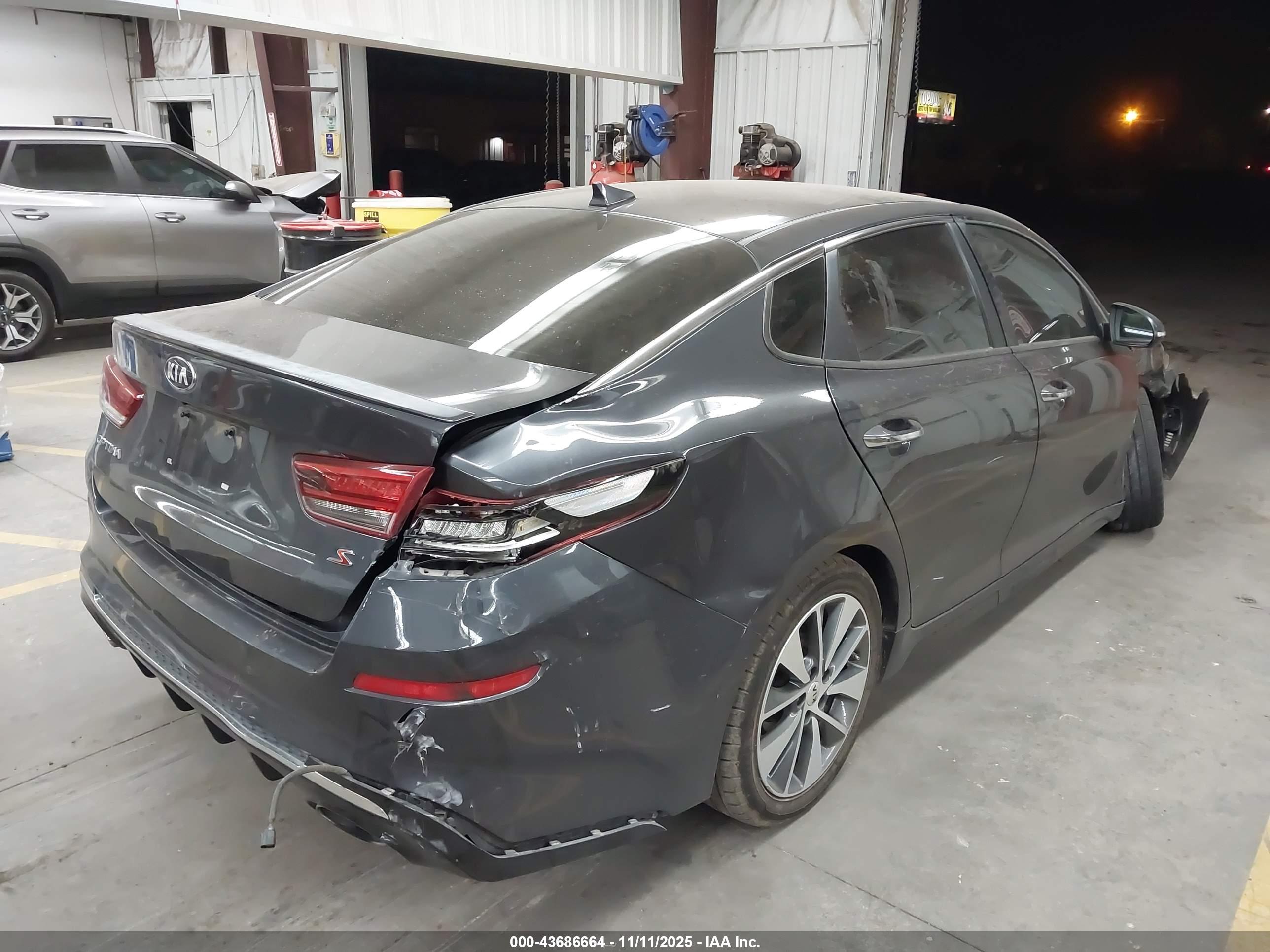 KIA OPTIMA image 4