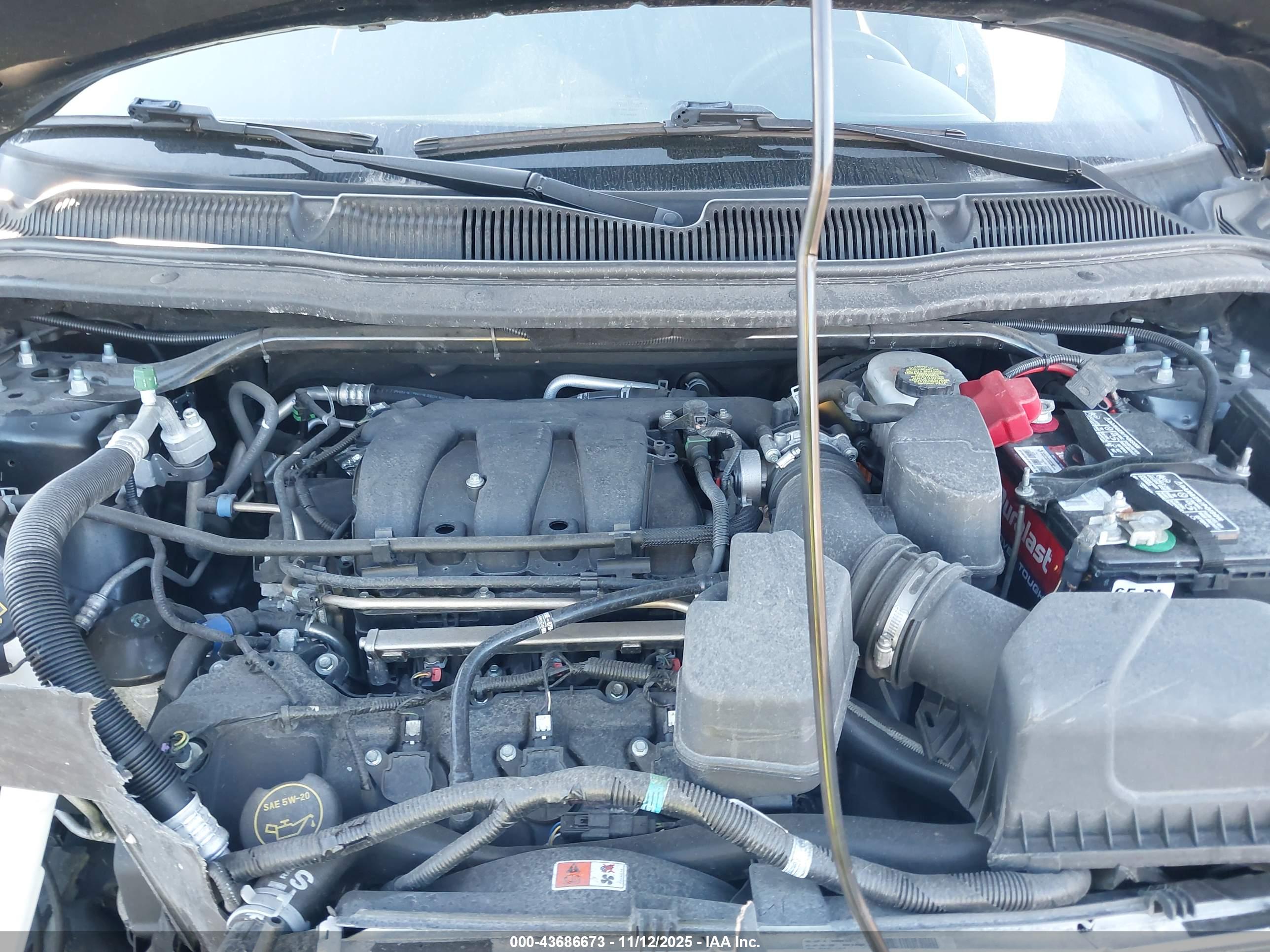 FORD EXPLORER image 10