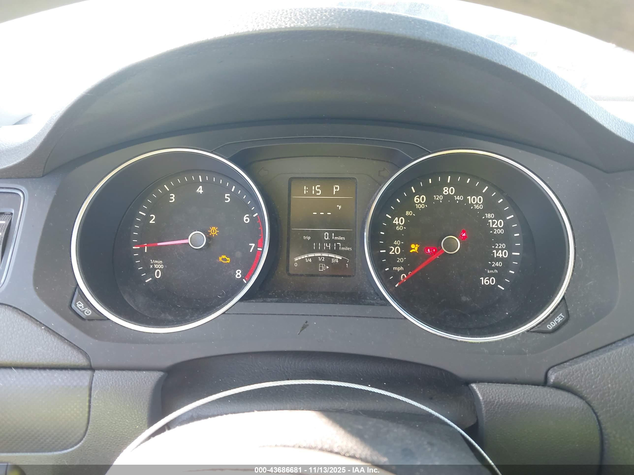 VOLKSWAGEN JETTA image 7