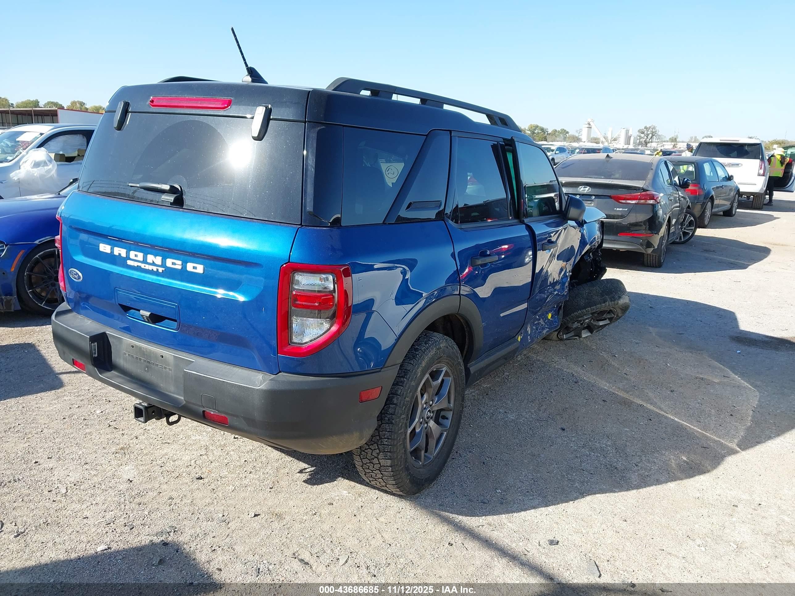 FORD BRONCO image 4