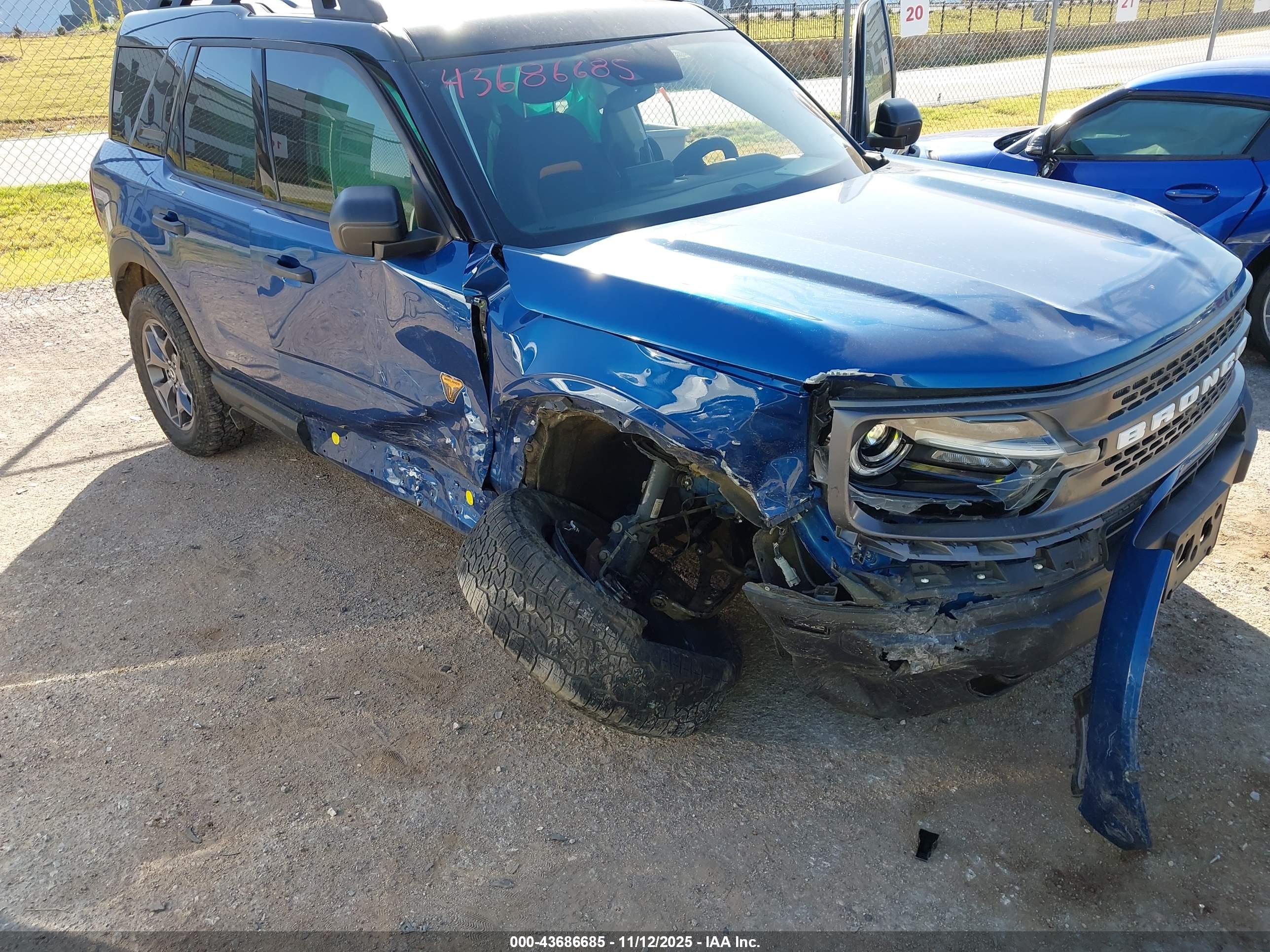 FORD BRONCO image 6