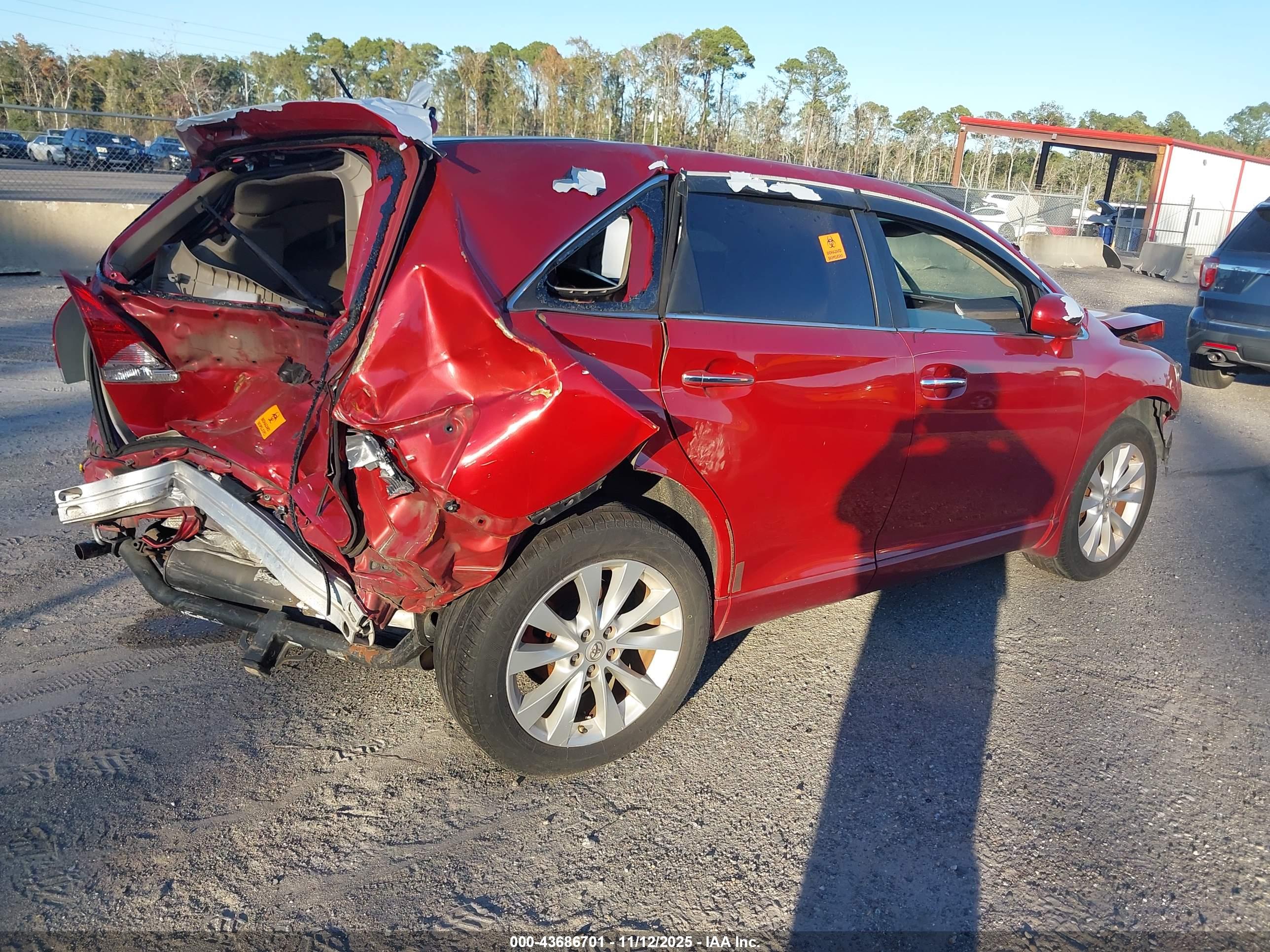 TOYOTA VENZA image 4