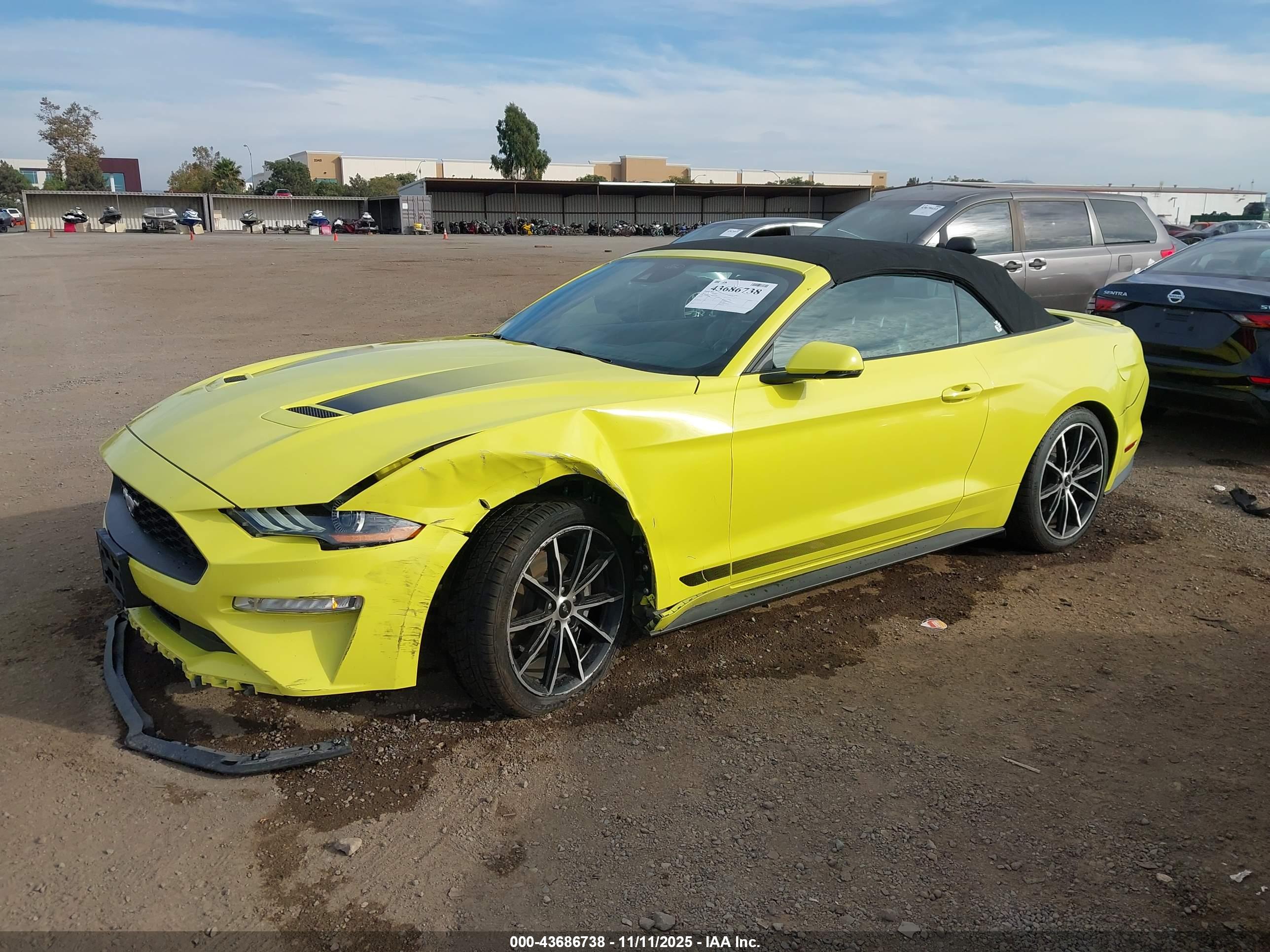 FORD MUSTANG image 2