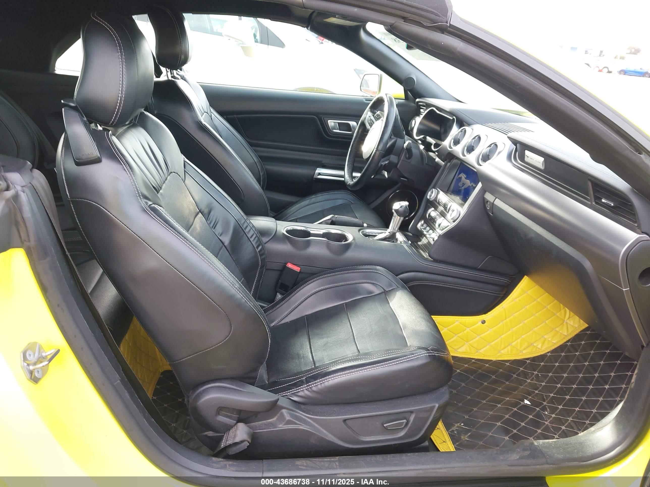 FORD MUSTANG image 5