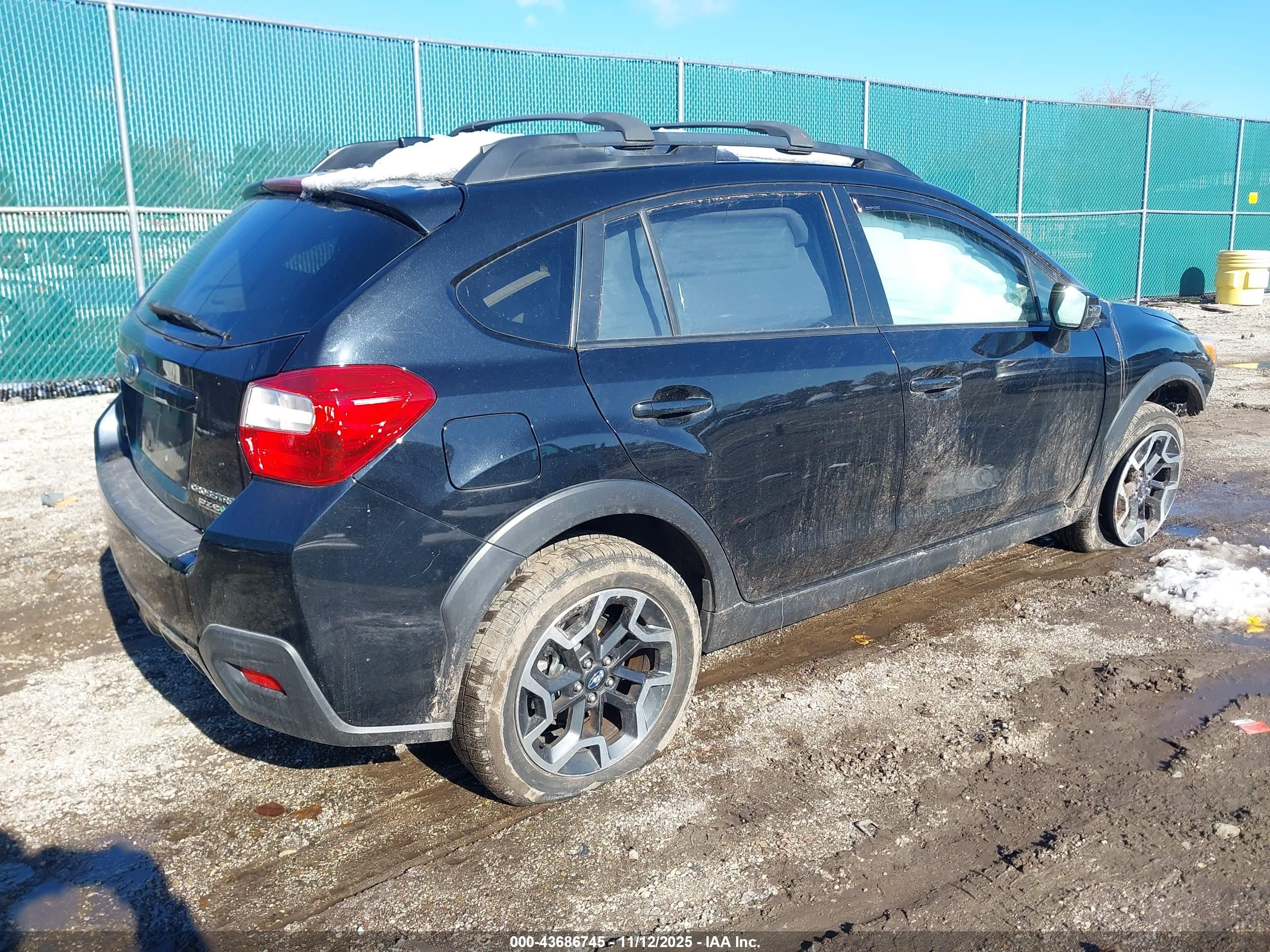 SUBARU CROSSTREK image 4