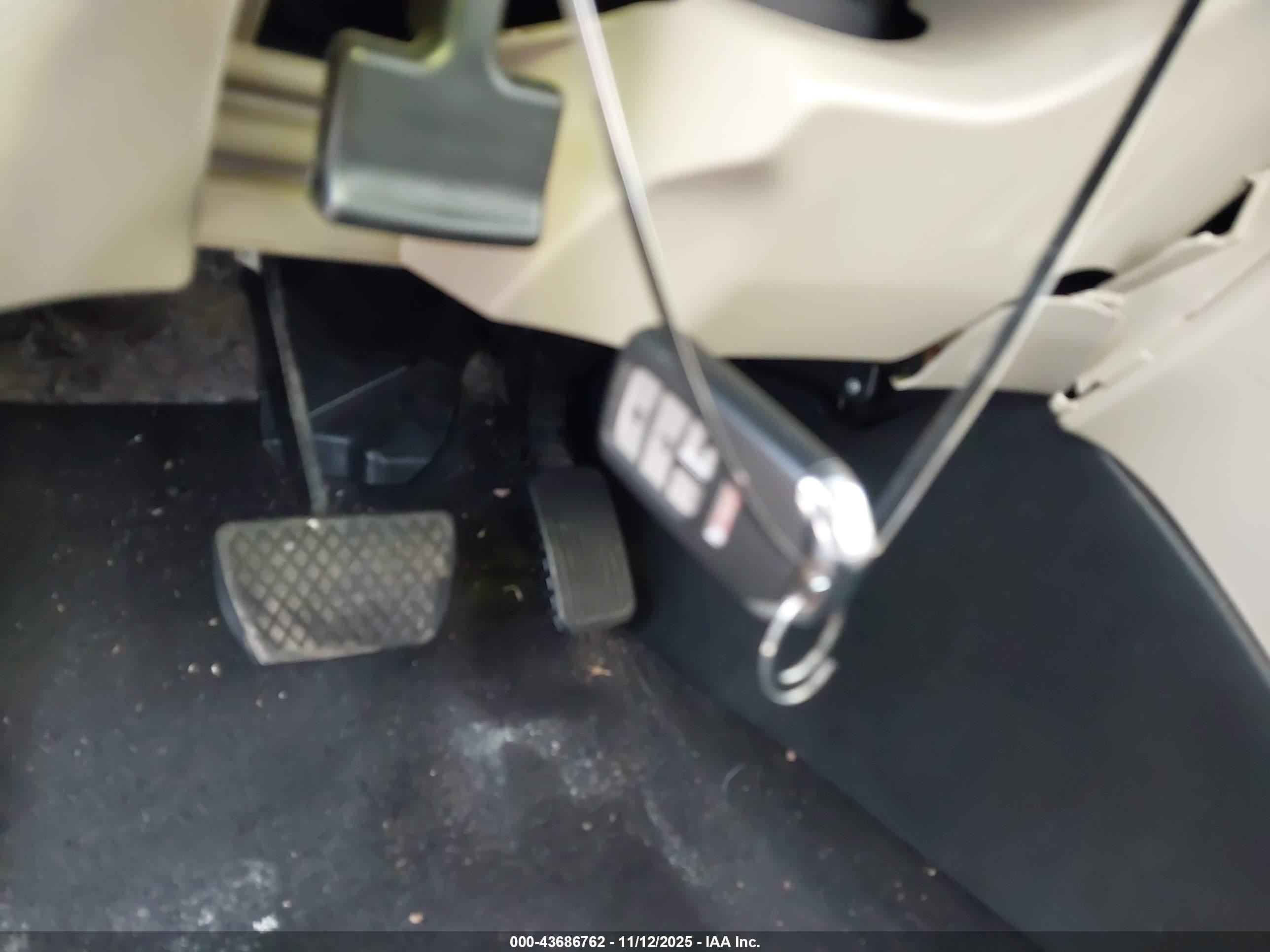 HONDA ACCORD image 11