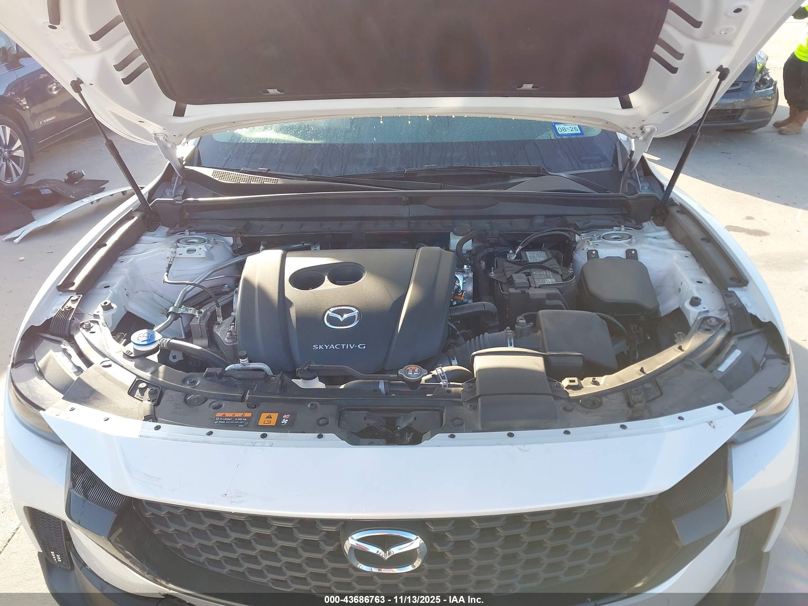 MAZDA CX-50 image 10
