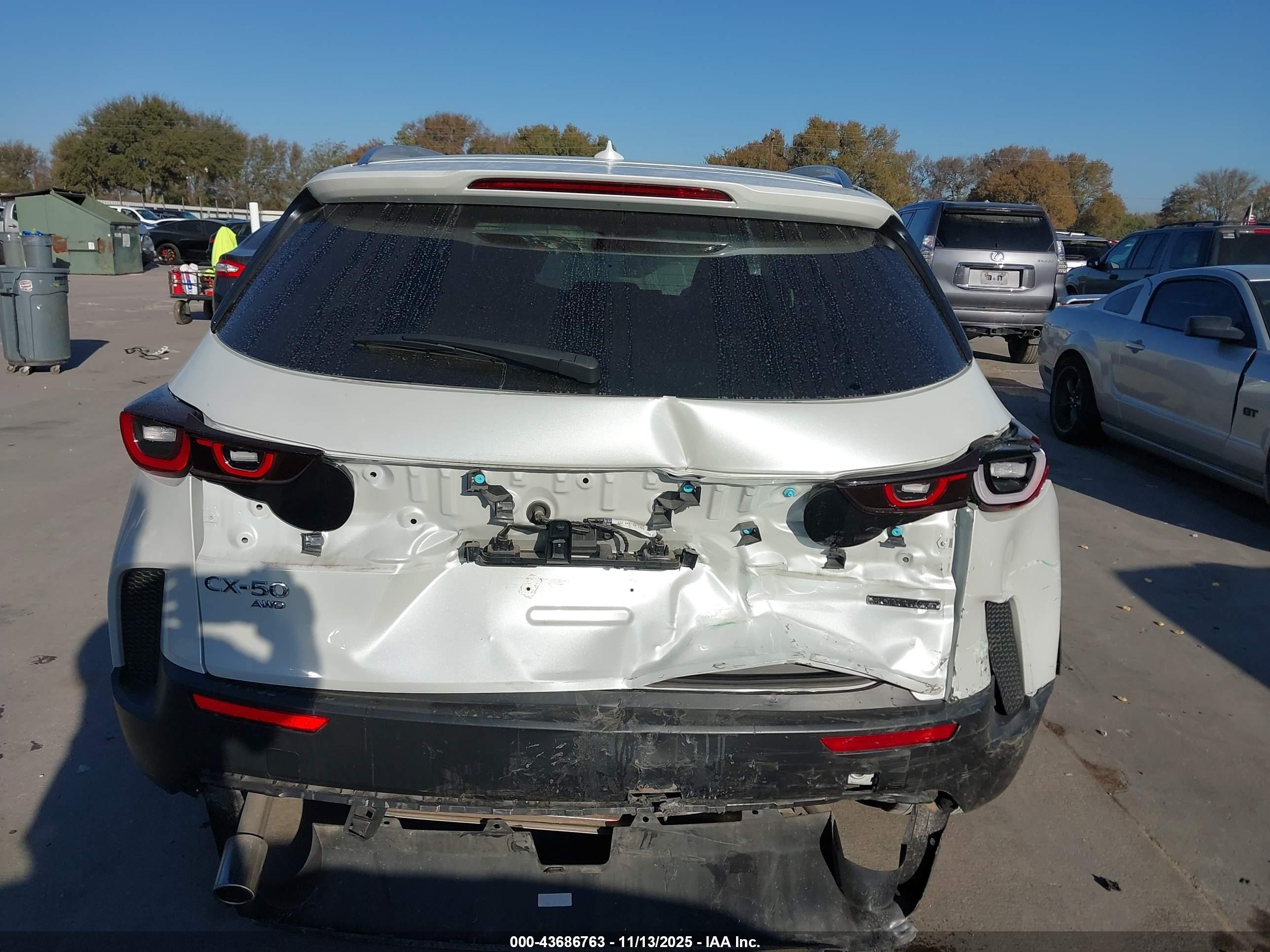 MAZDA CX-50 image 6
