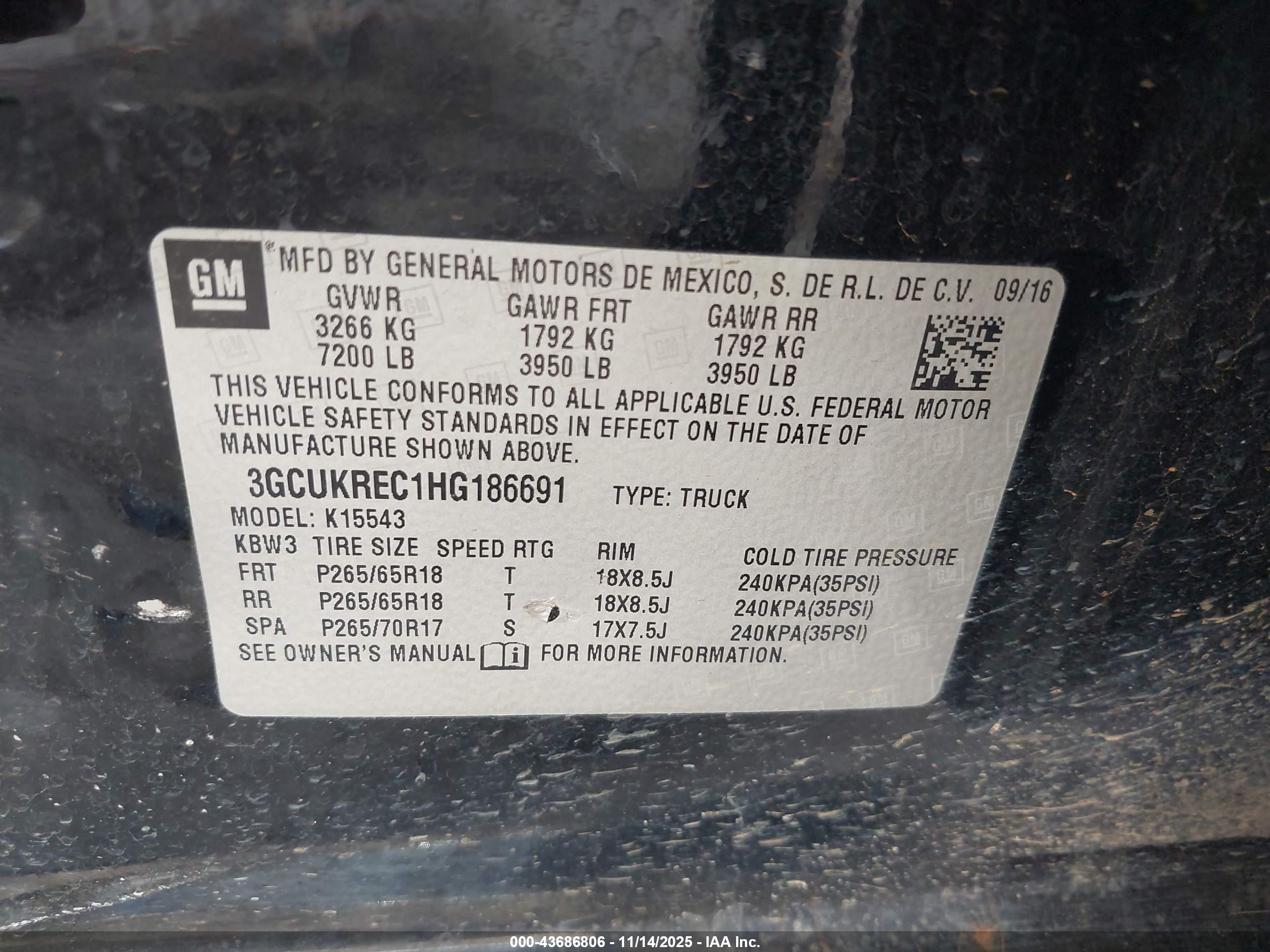 CHEVROLET SILVERADO image 9