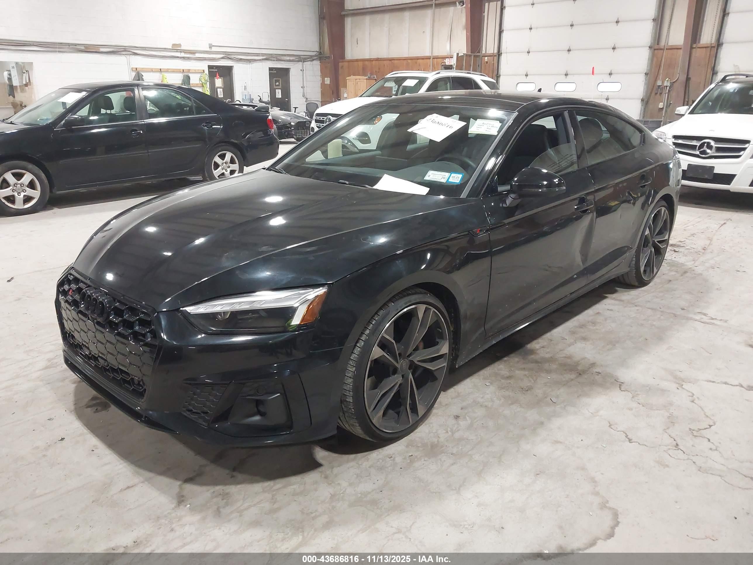 AUDI S5 image 2