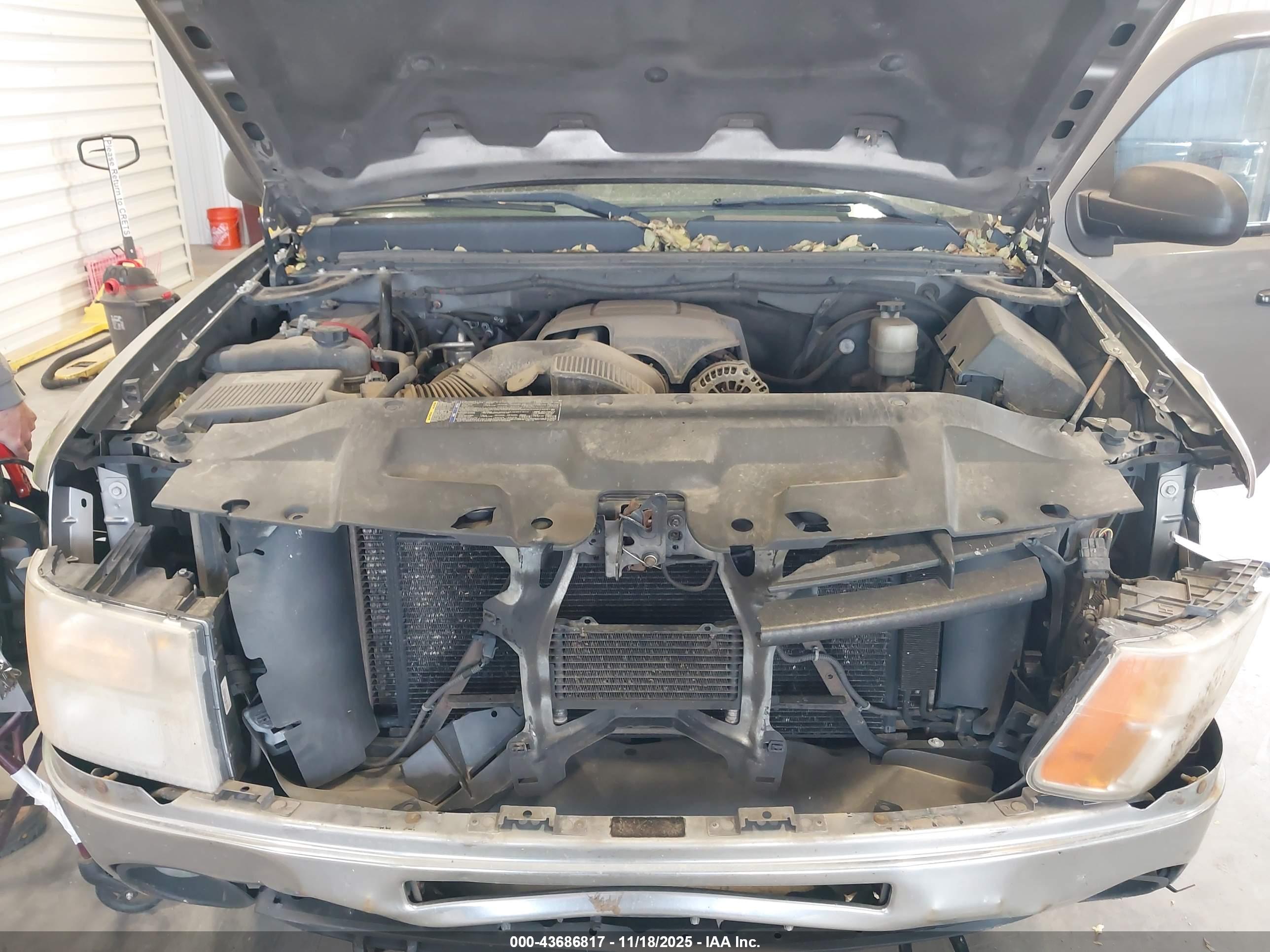 GMC SIERRA image 10